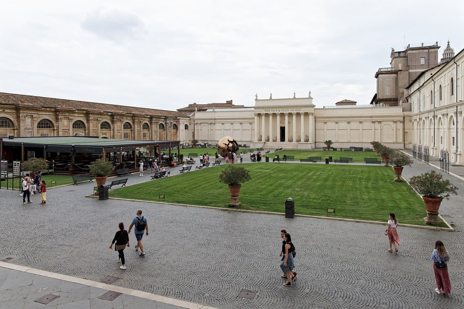 Vatican Museums: the Cortile della Pigna's lawn and the Braccio Nuovo across it