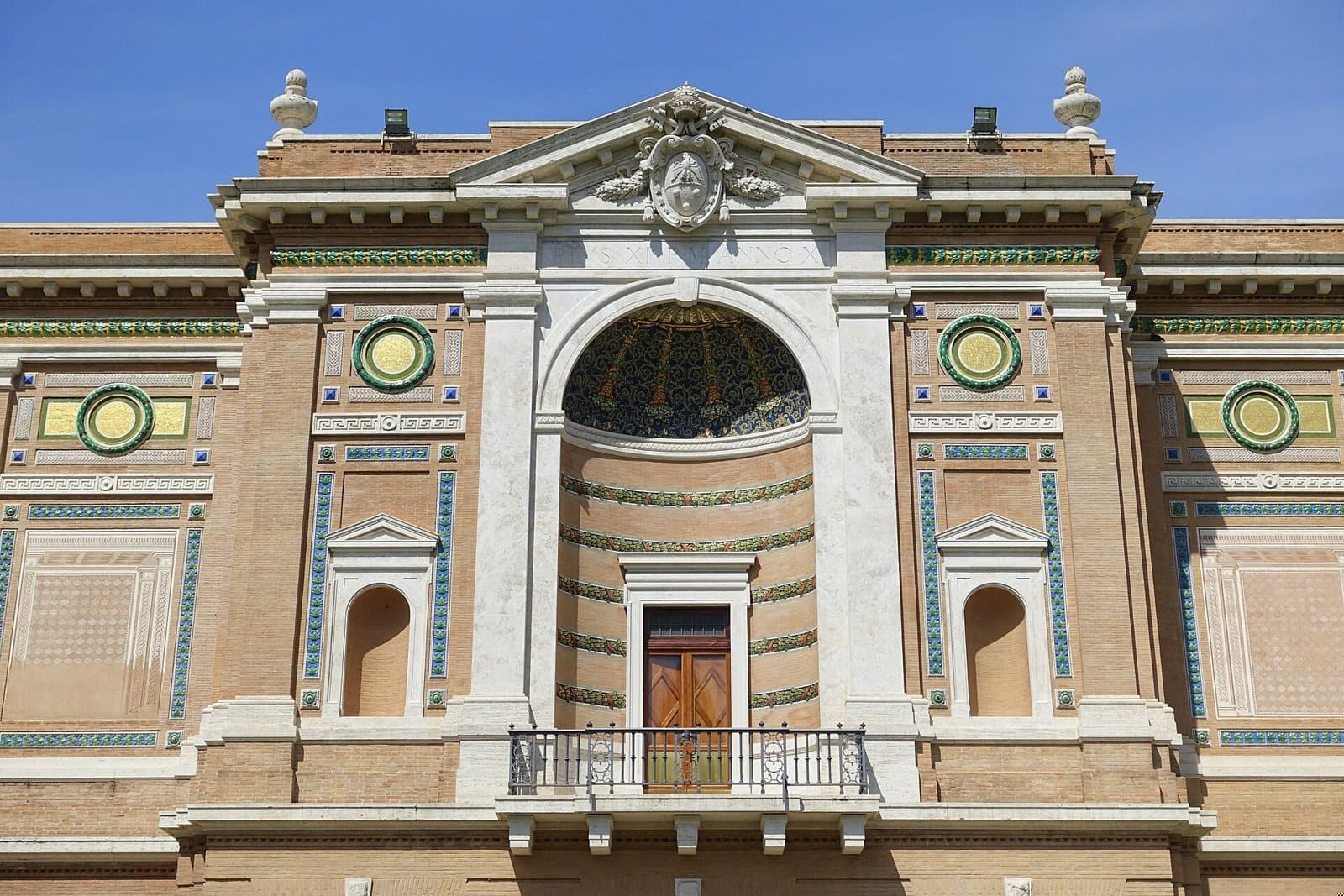 Vatican Museums: the centre of the Pinacoteca's front, opened in 1932