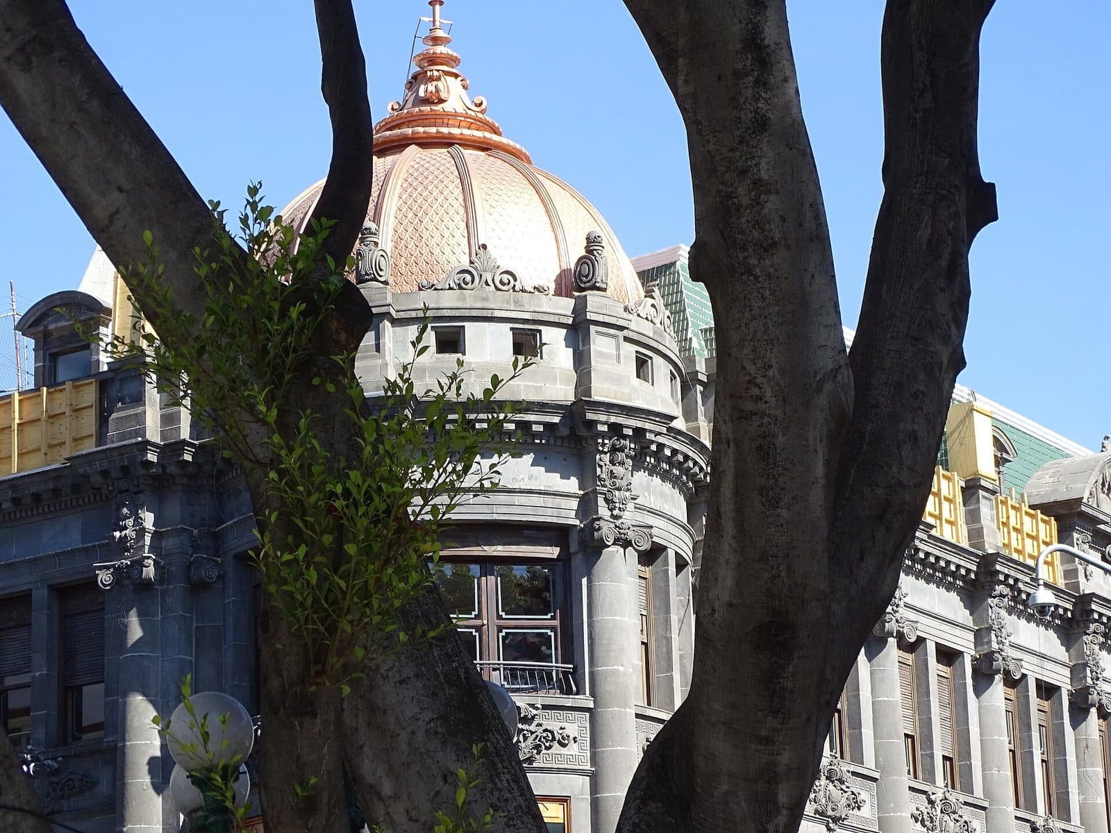 Barroco Poblano: Why Puebla's Churches Don't Look Like Spain's