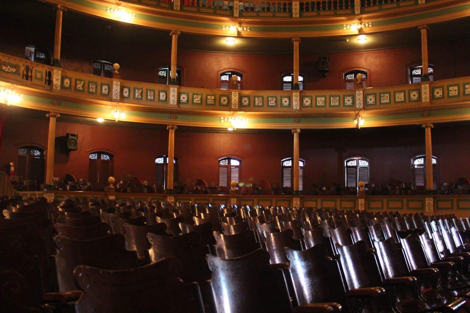How to See Santa Ana: Coffee, the Fourteen Families, and the Town Built on a Massacre