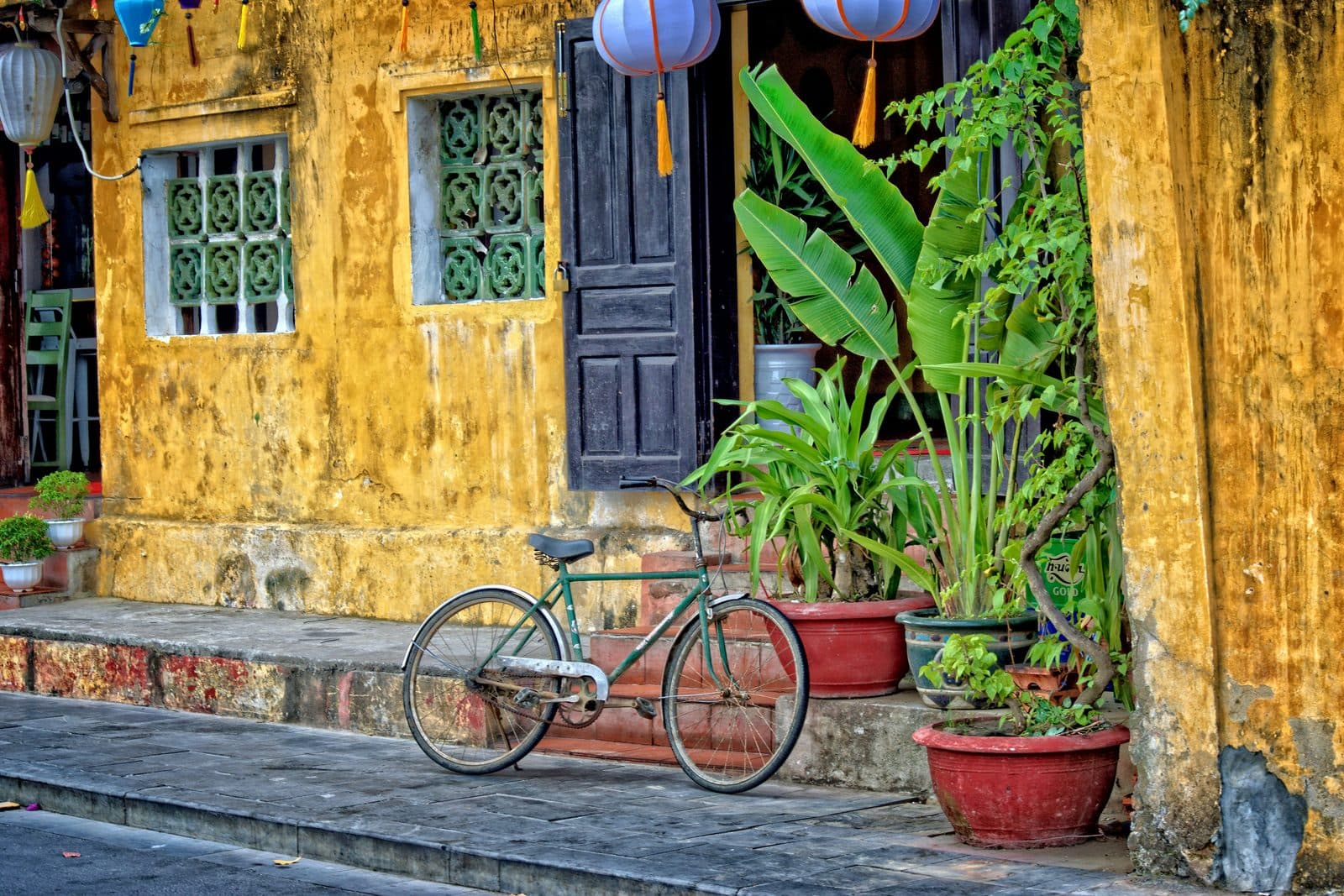 How a Dead Port Learned to Glow: The Lanterns of Hoi An