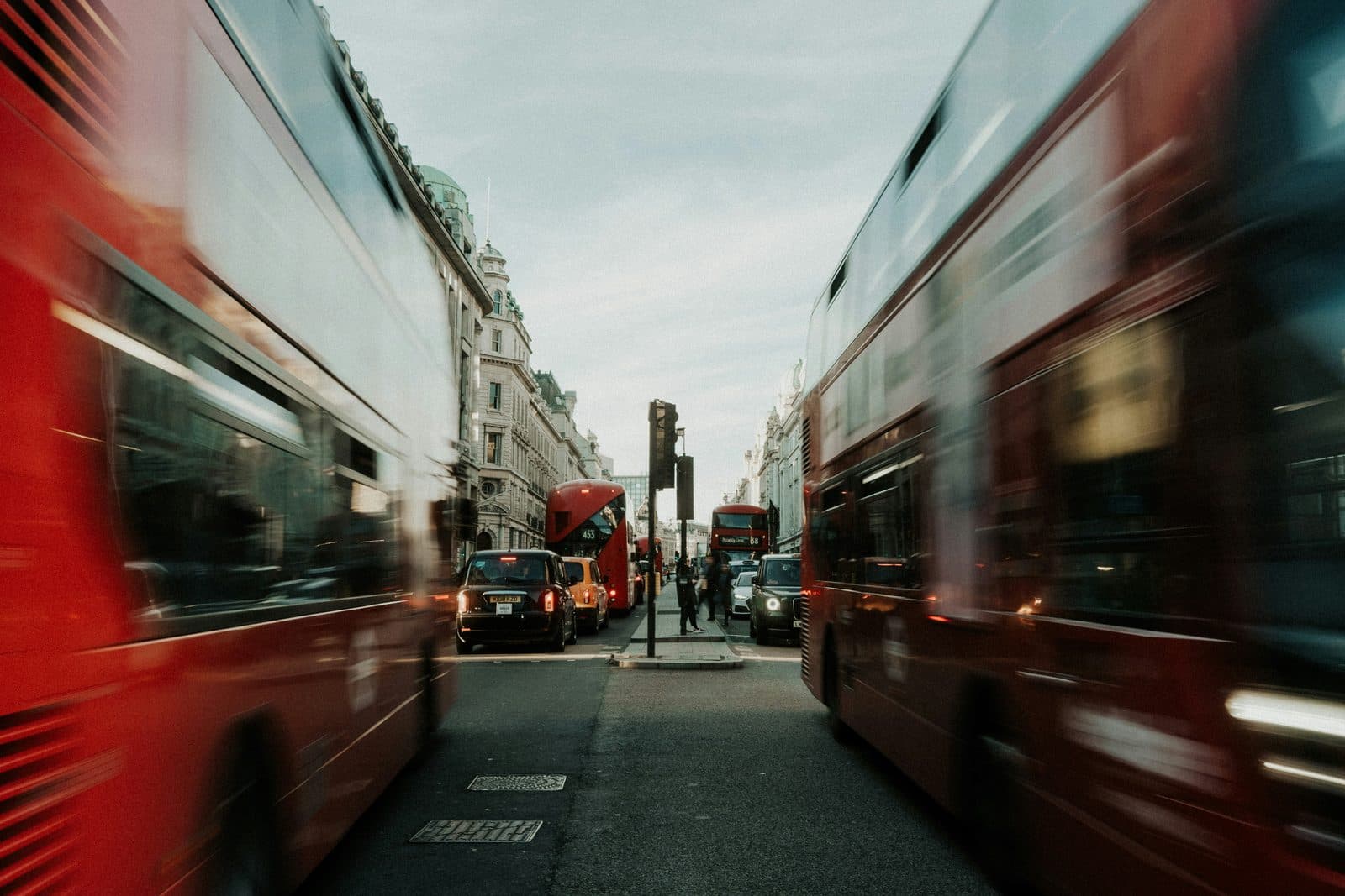 The Pub as a 400-Year Character: Why London's Drinking Houses Outlast Everything Else