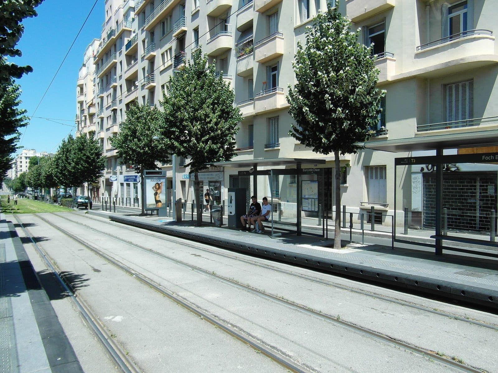 The Port-City France Hasn't Decided About: A Companion to the Noailles and Cours Julien Tour