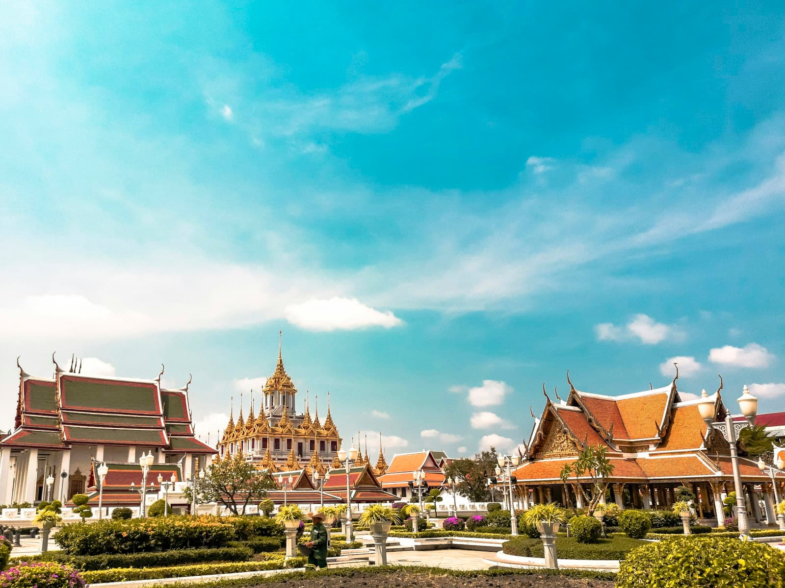 Bangkok Travel Guide 2026: Days, Transport, Season, Safety, and Budget