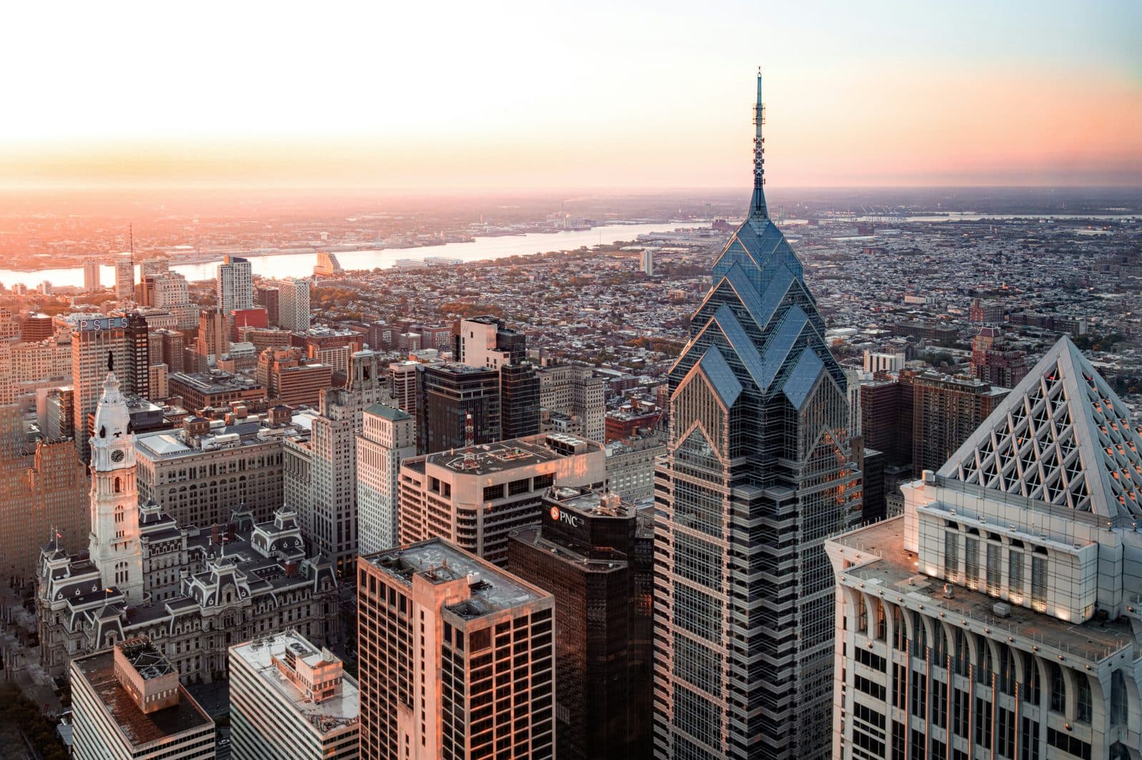 Philadelphia Travel Guide: How Many Days, Getting Around, Is It Safe (2026)