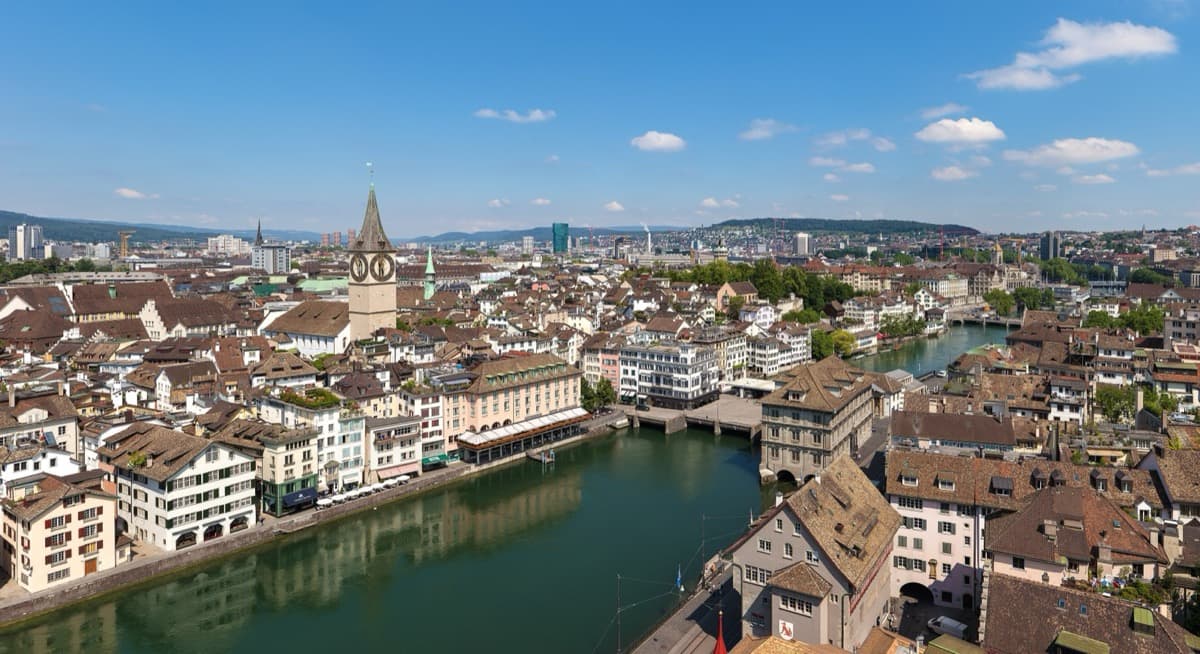 Best Self-Guided Walking Tours in Zurich (2026)