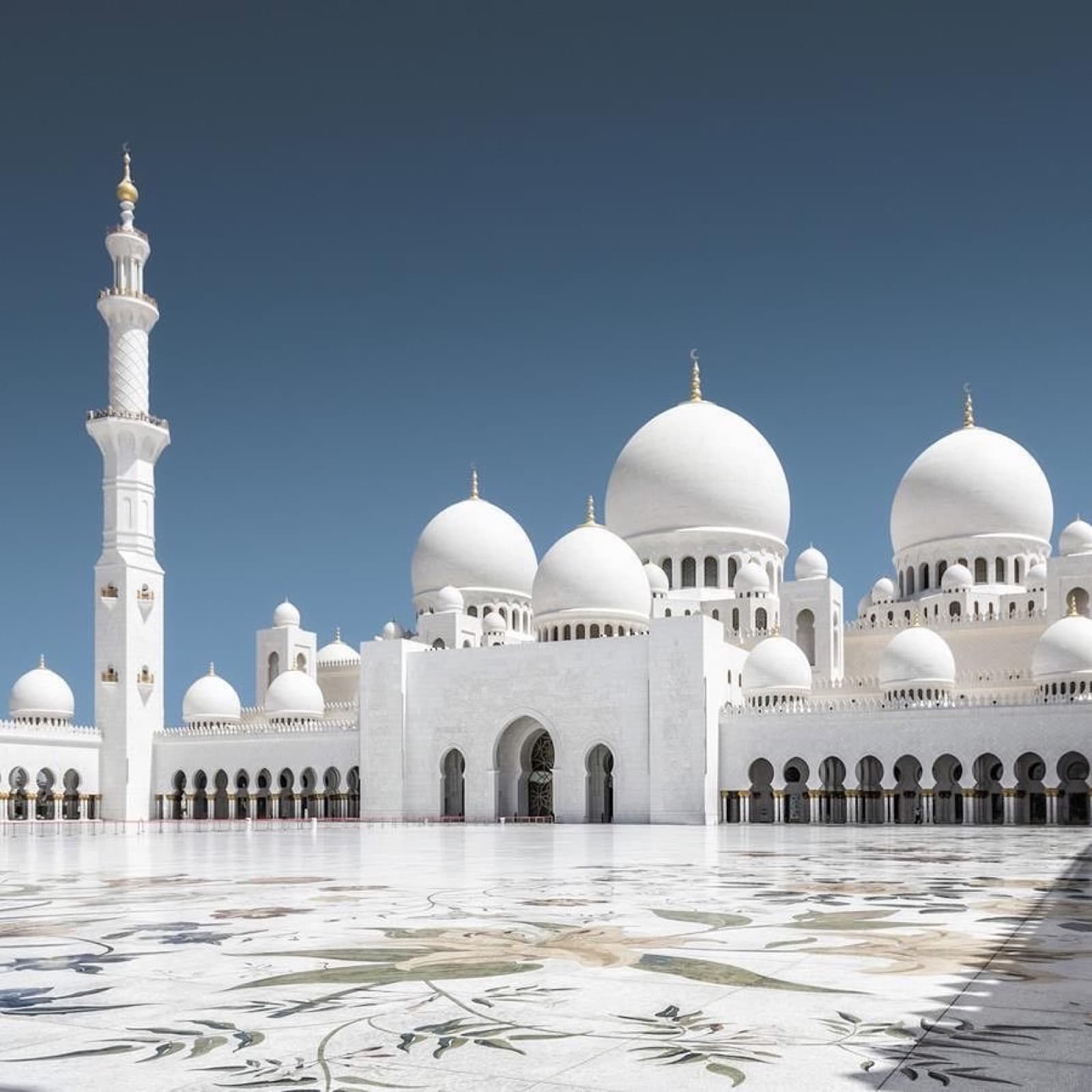 Abu Dhabi: The Capital That Turned Oil Into a Country