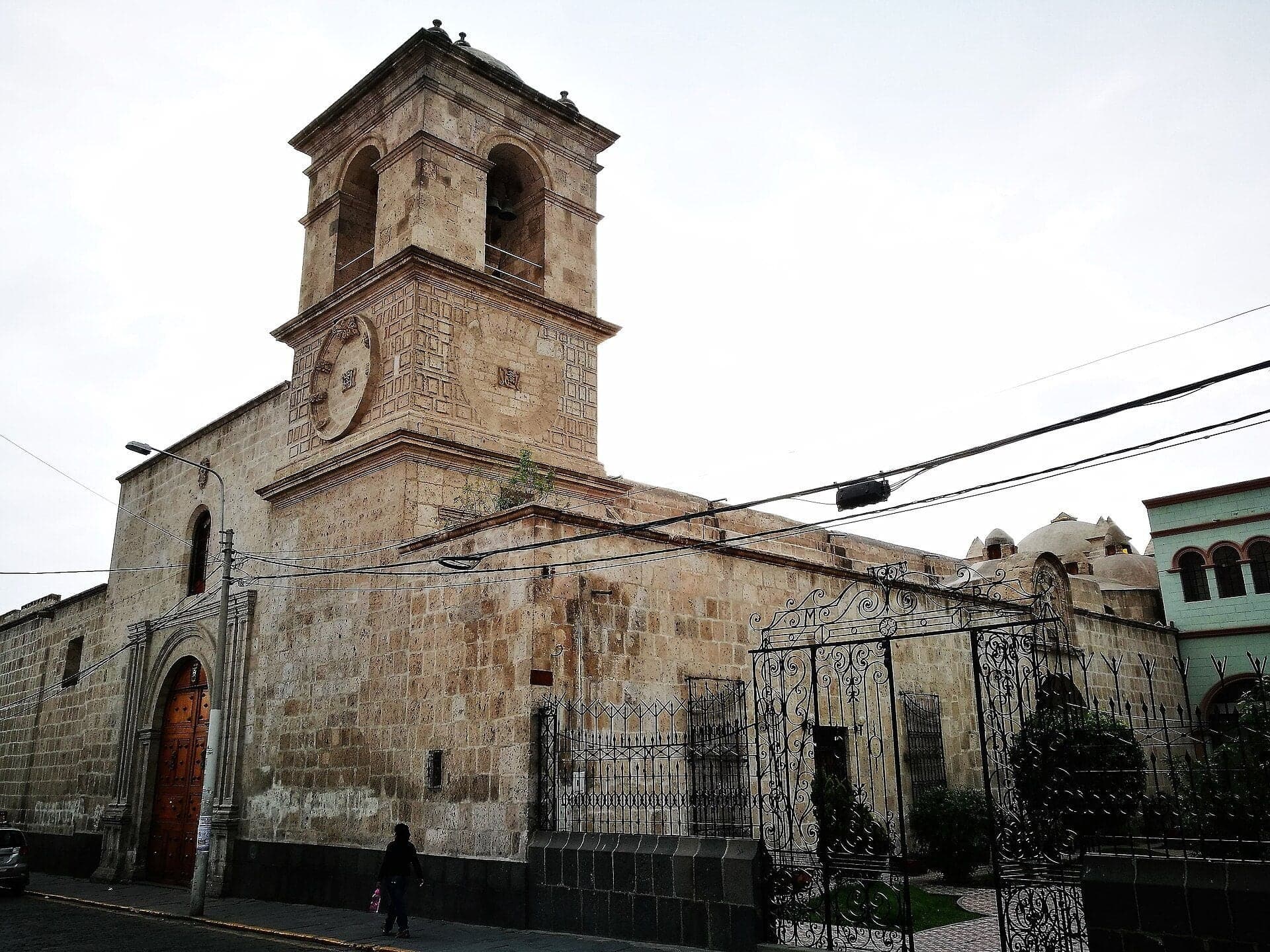 La Merced: Plain by Earthquake