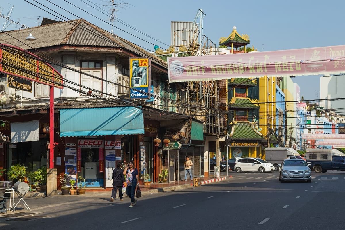 Yaowarat Road: Walking Bangkok's Gold Mile, One Layer at a Time