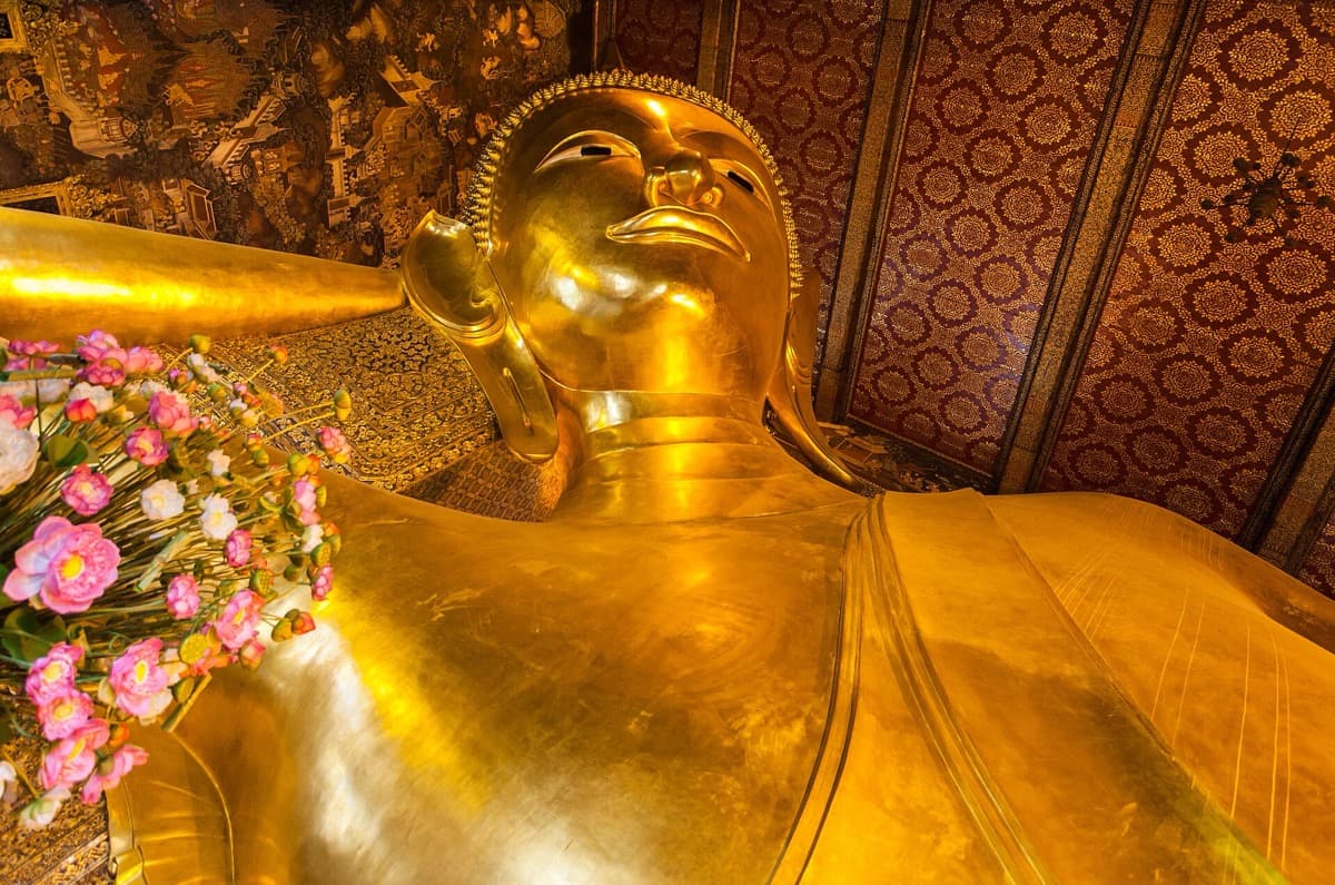 Wat Pho: The Reclining Buddha and the First Public University