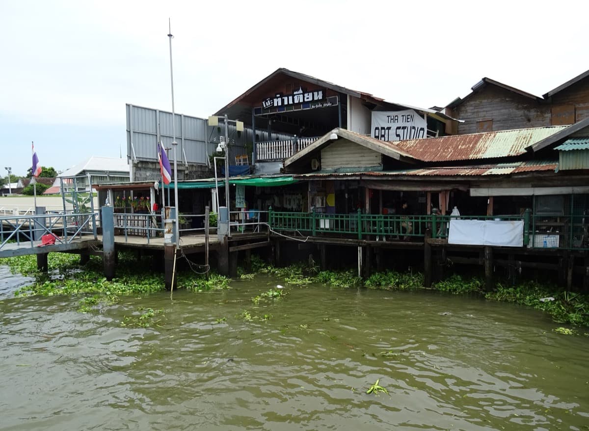 Tha Tien Pier: The Edge of the Island