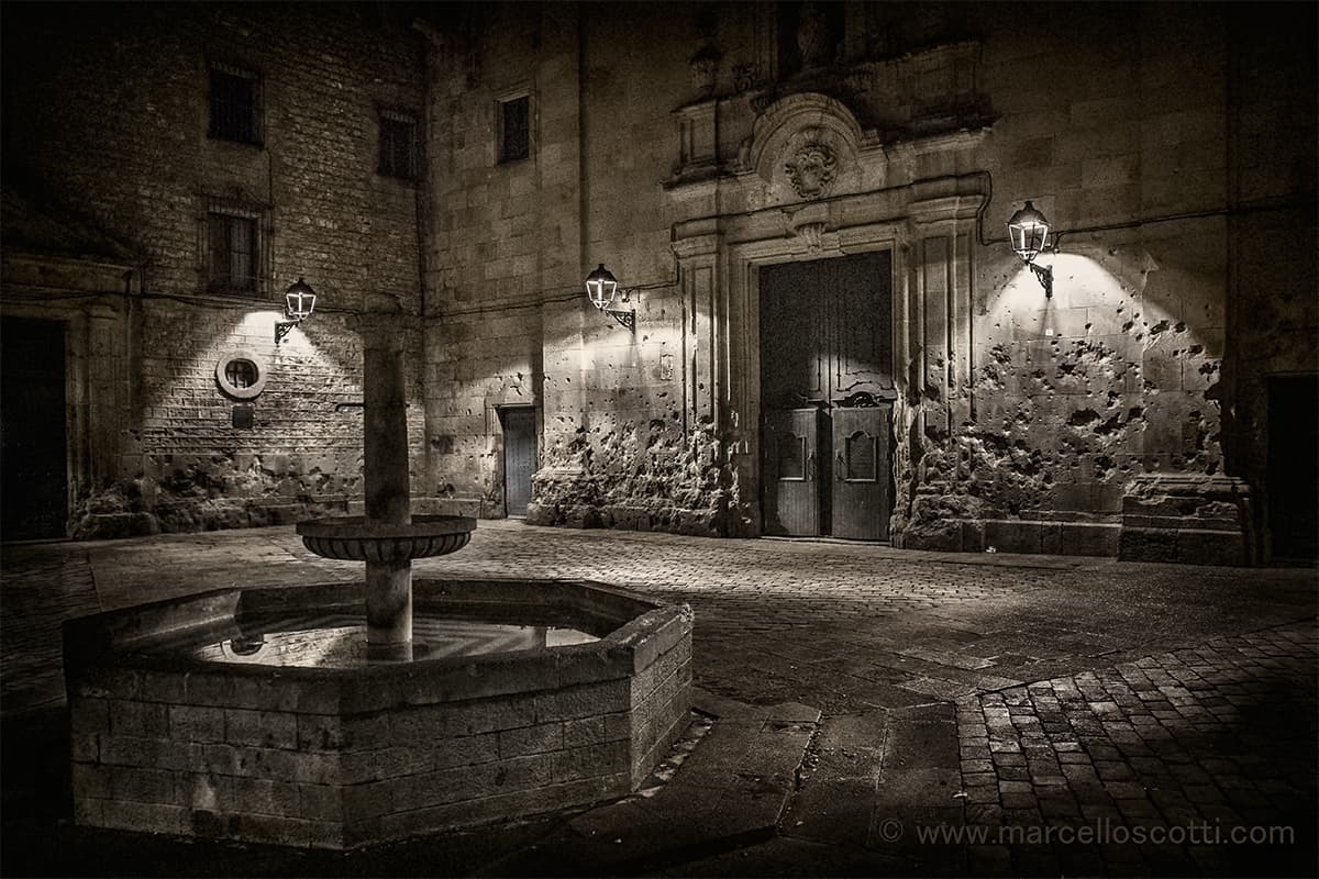 Plaça de Sant Felip Neri: Thirtieth of January, Nineteen Thirty-Eight