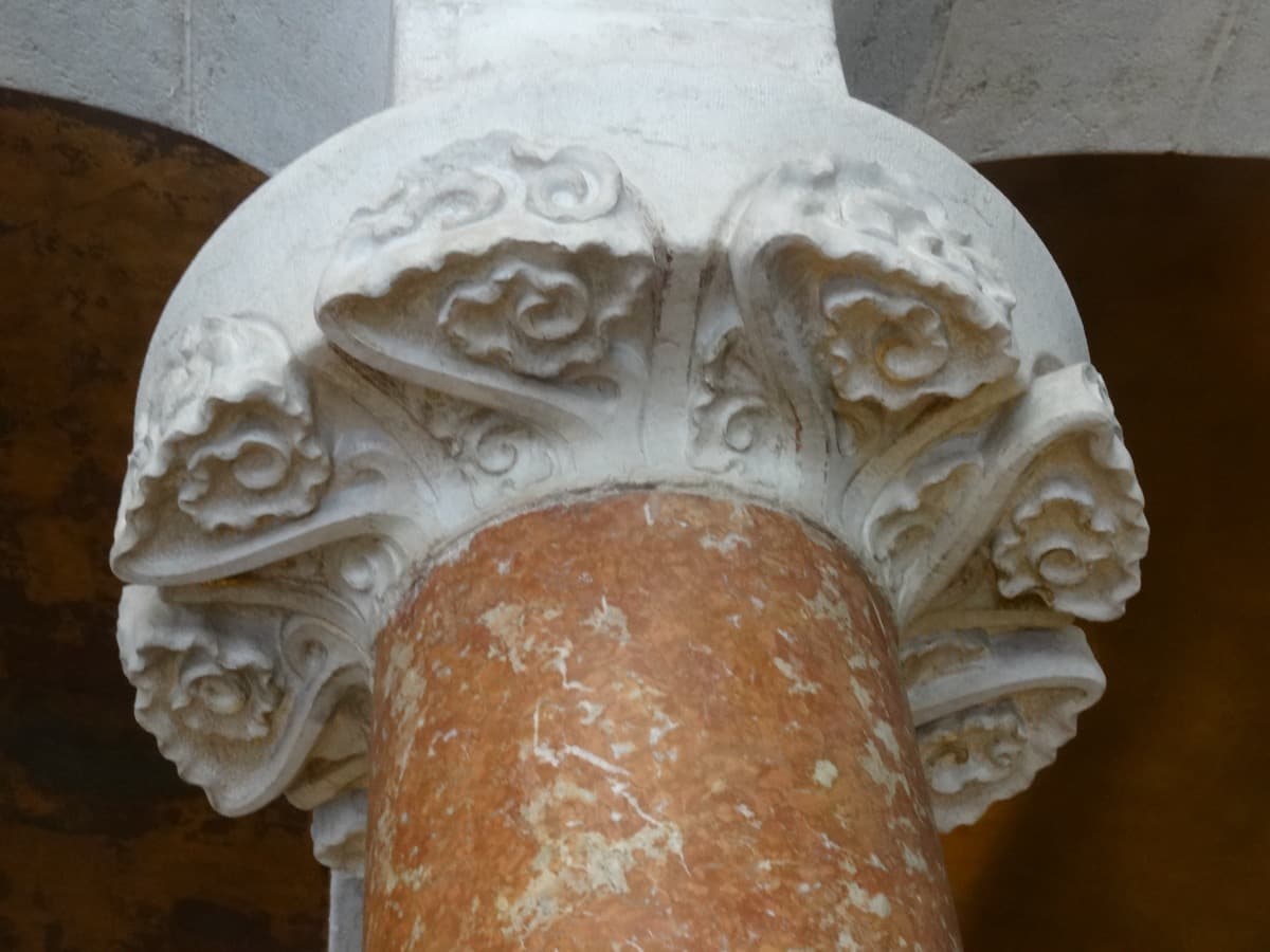 Casa Fuster: Domènech Closes the Axis