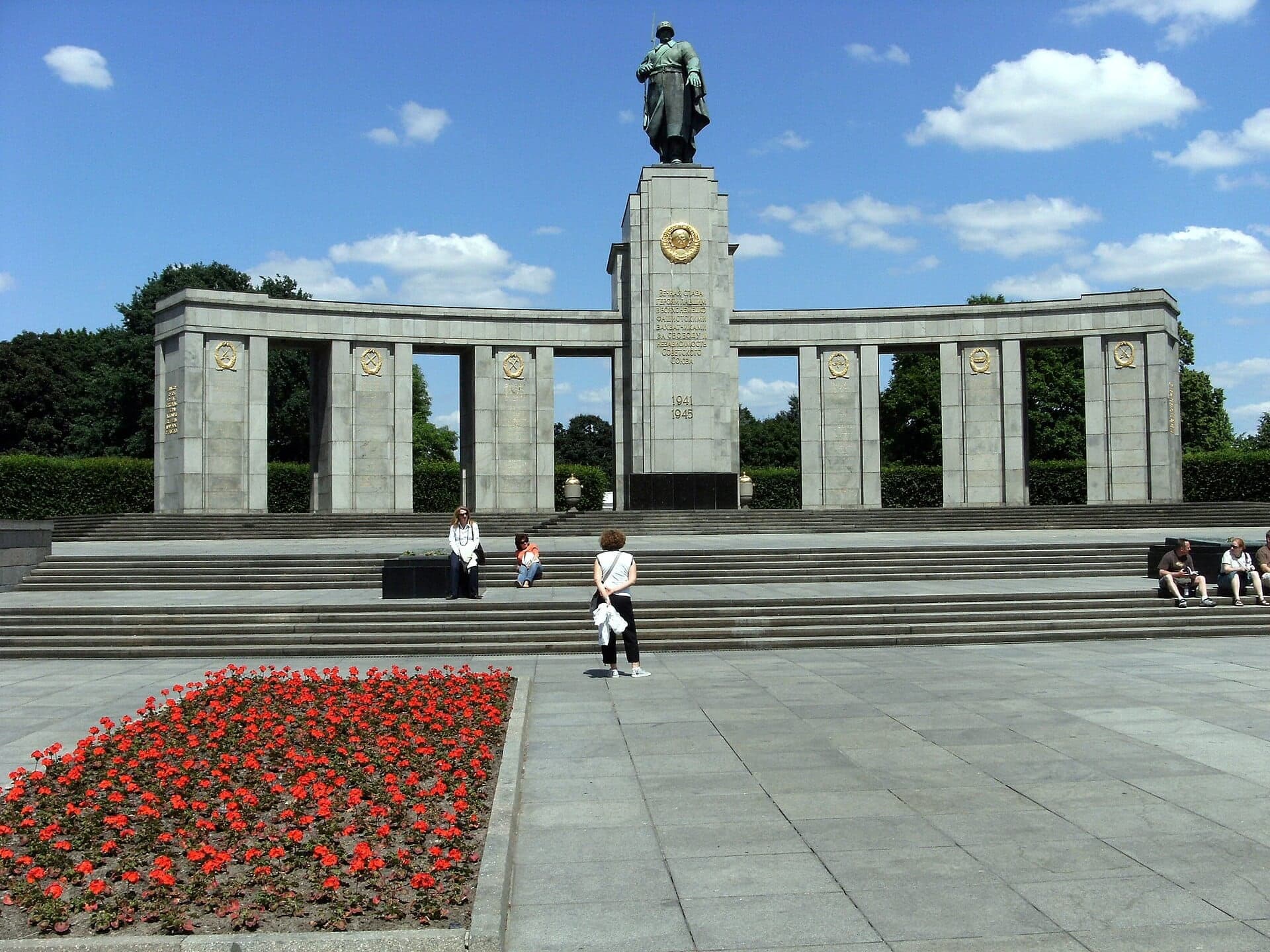 Soviet War Memorial: Across the Nazi Axis