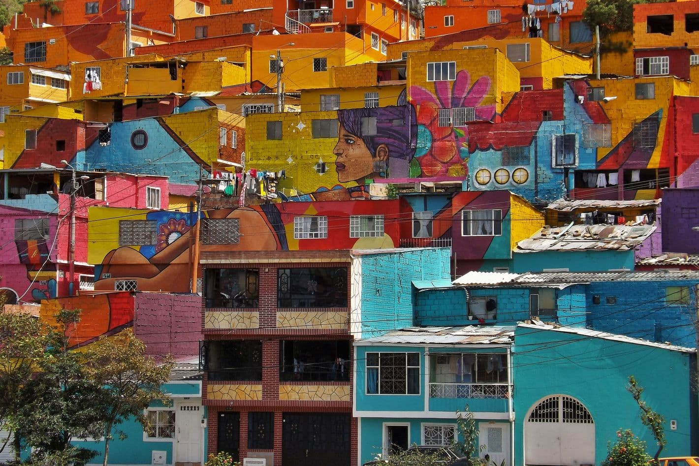 How One Death and One Law Made Bogotรก a Painted City