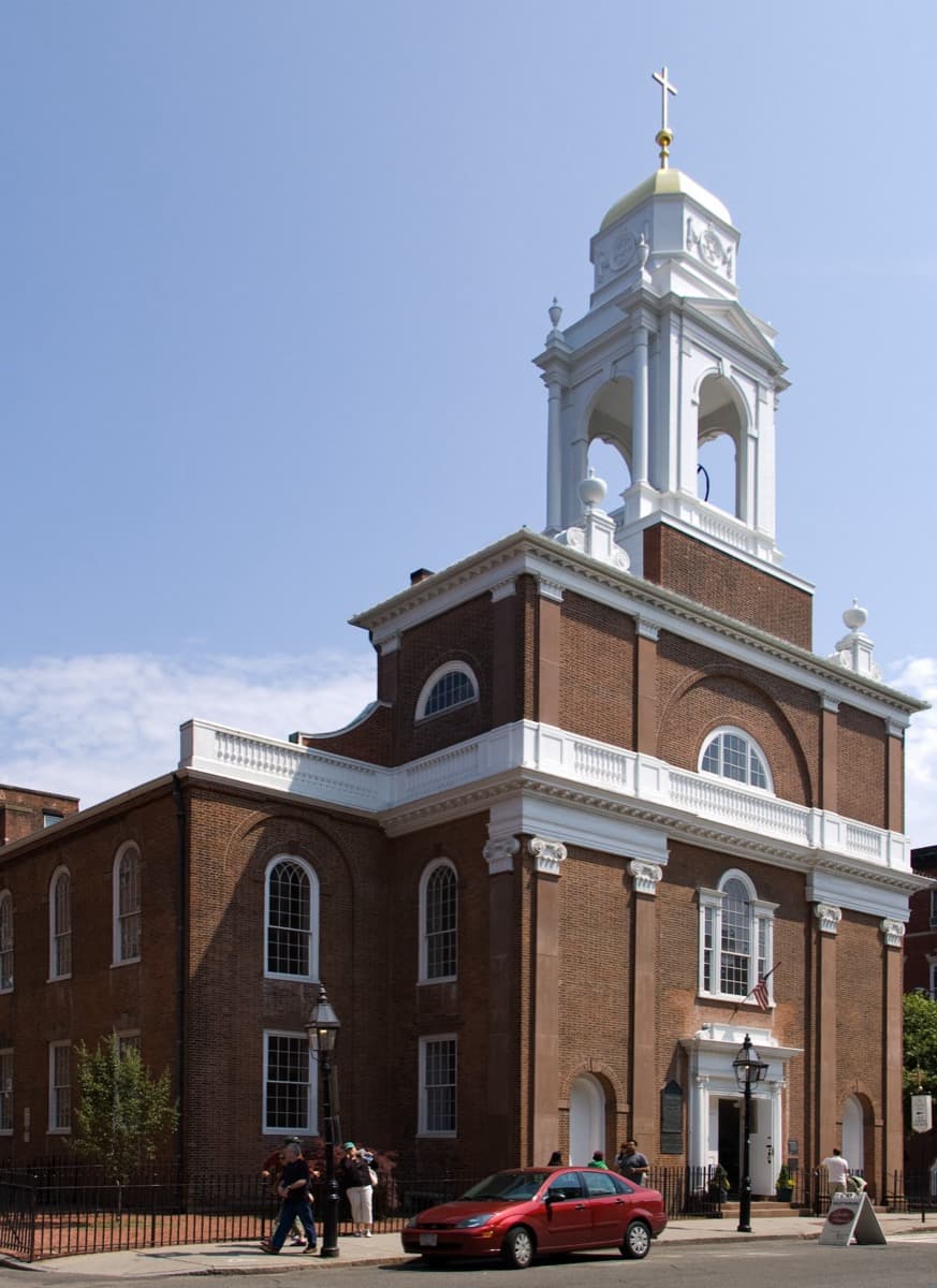 St. Stephen's Church: Four Waves From One Corner