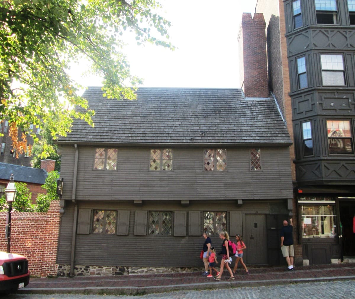 Paul Revere House: One Building, Four Waves