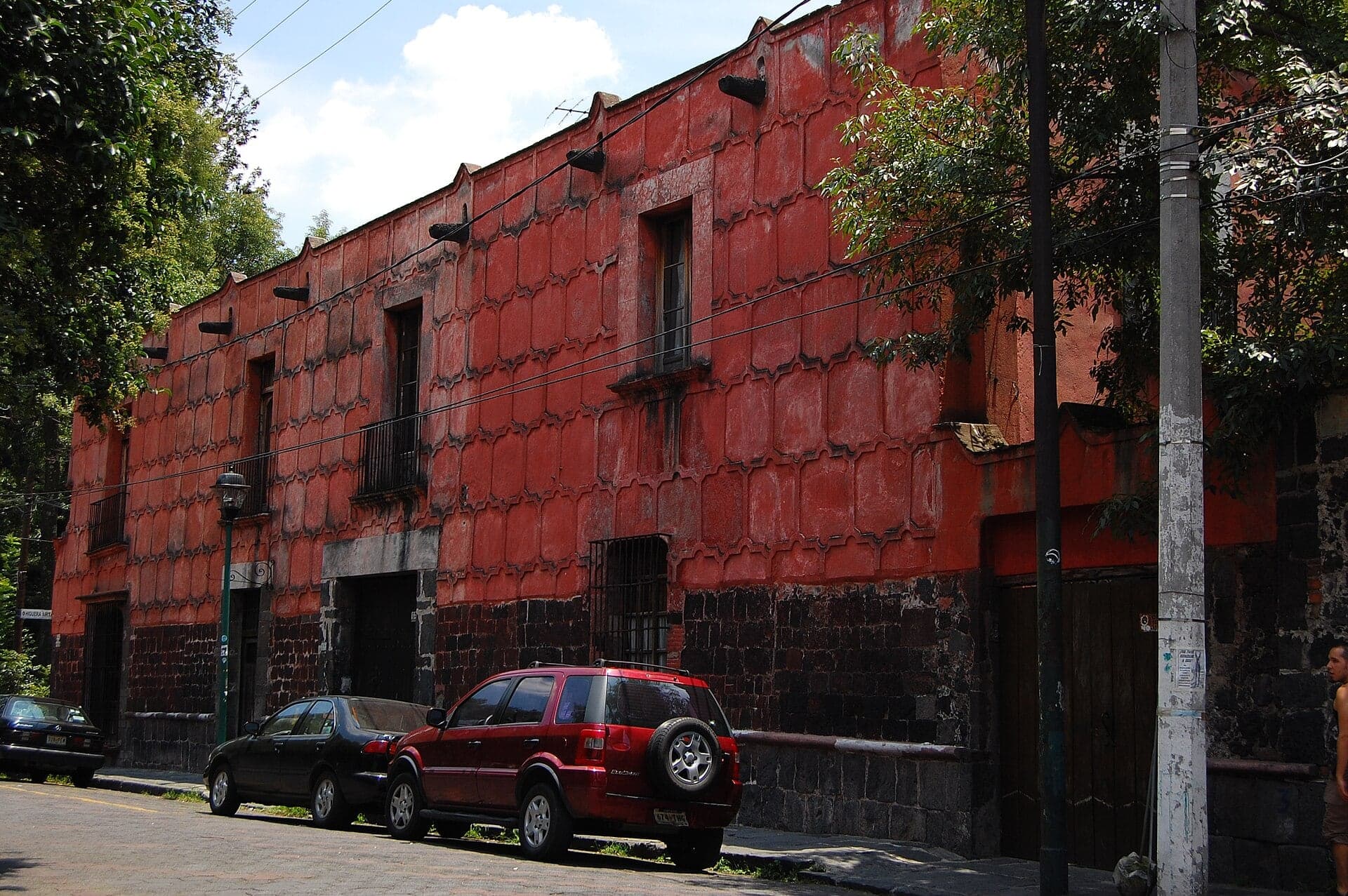 Casa de la Malinche: The Red House and Its Legend