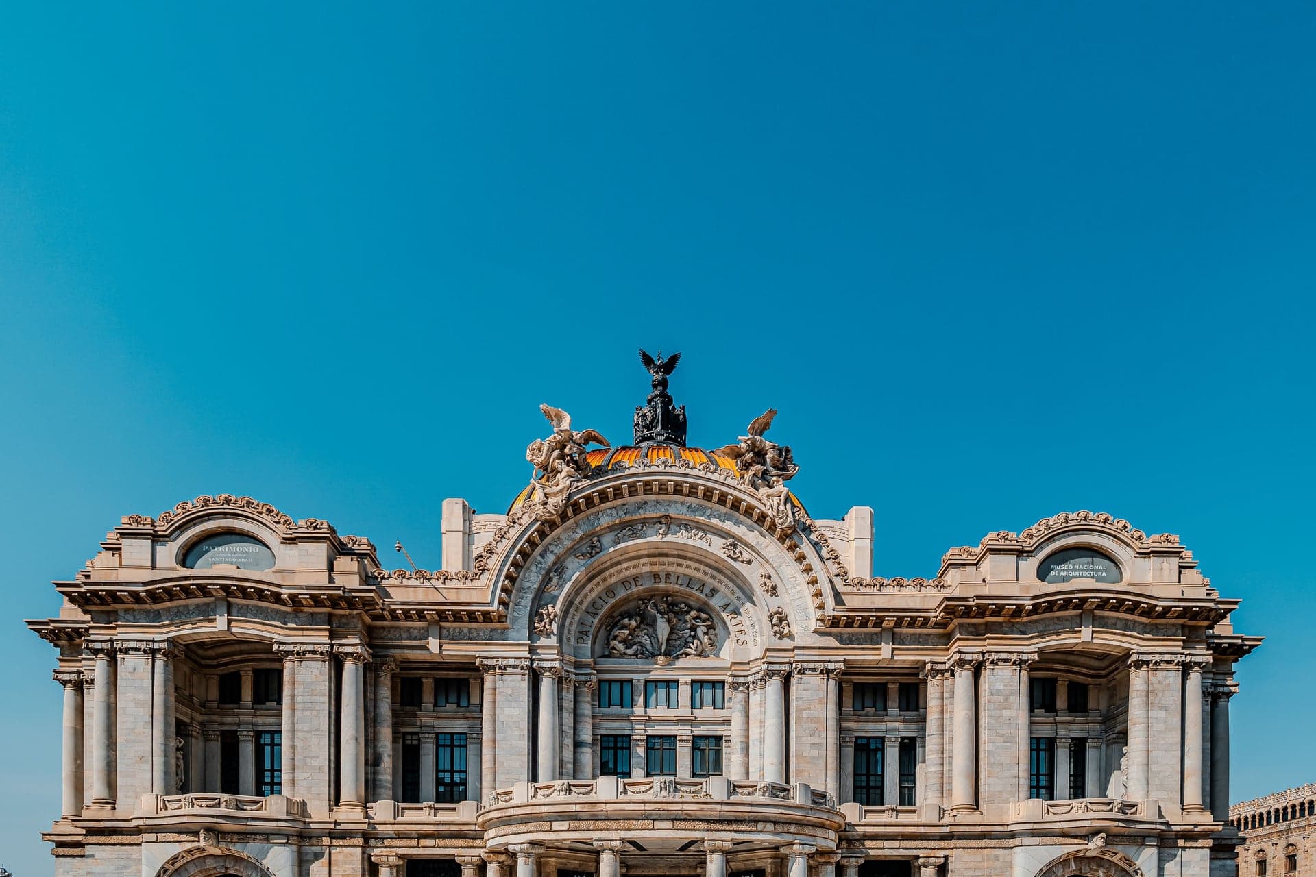 Palacio de Bellas Artes: Marble Outside, Murals Upstairs