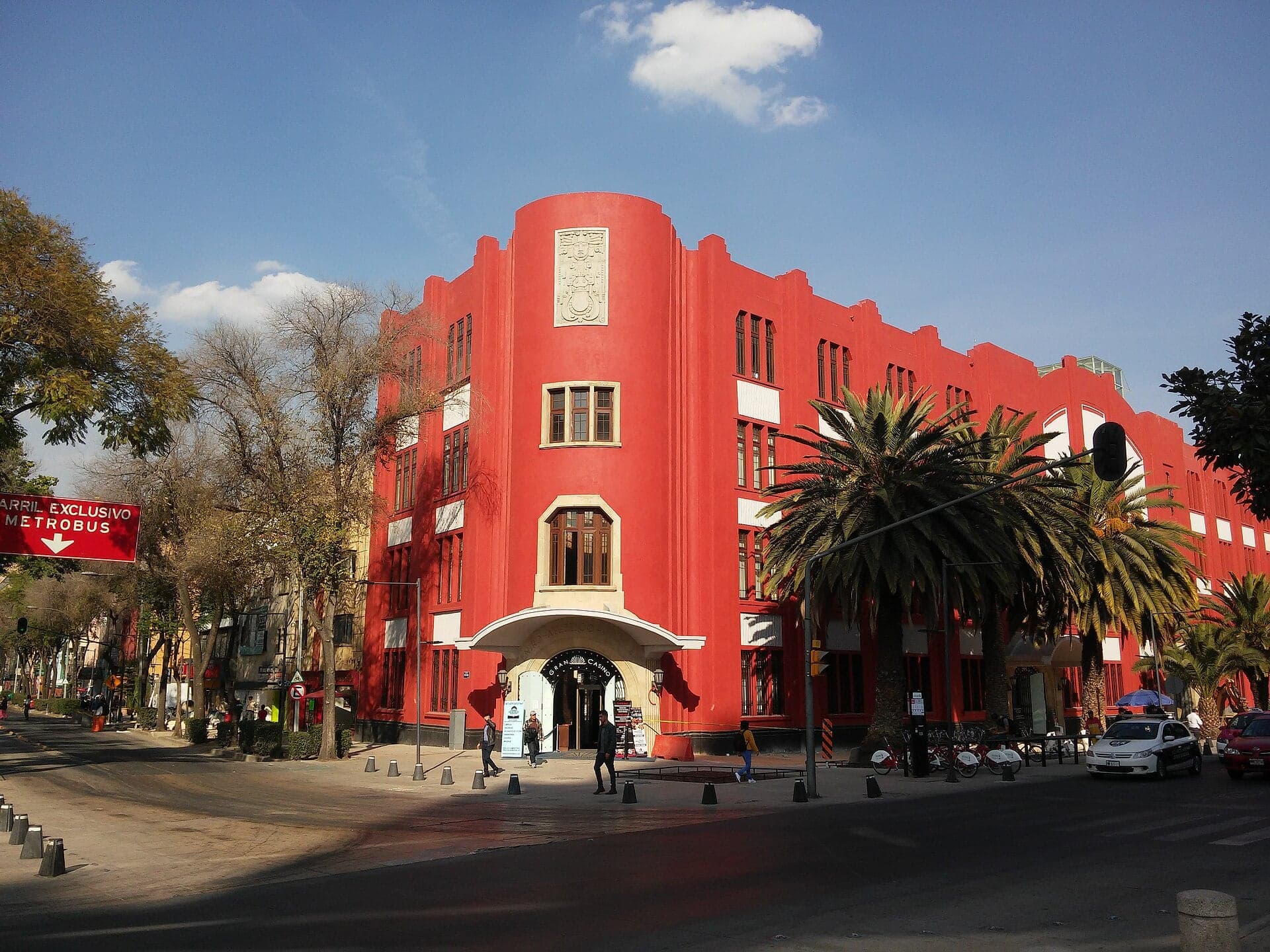 Frontón México: The Same Pair, the Same Year