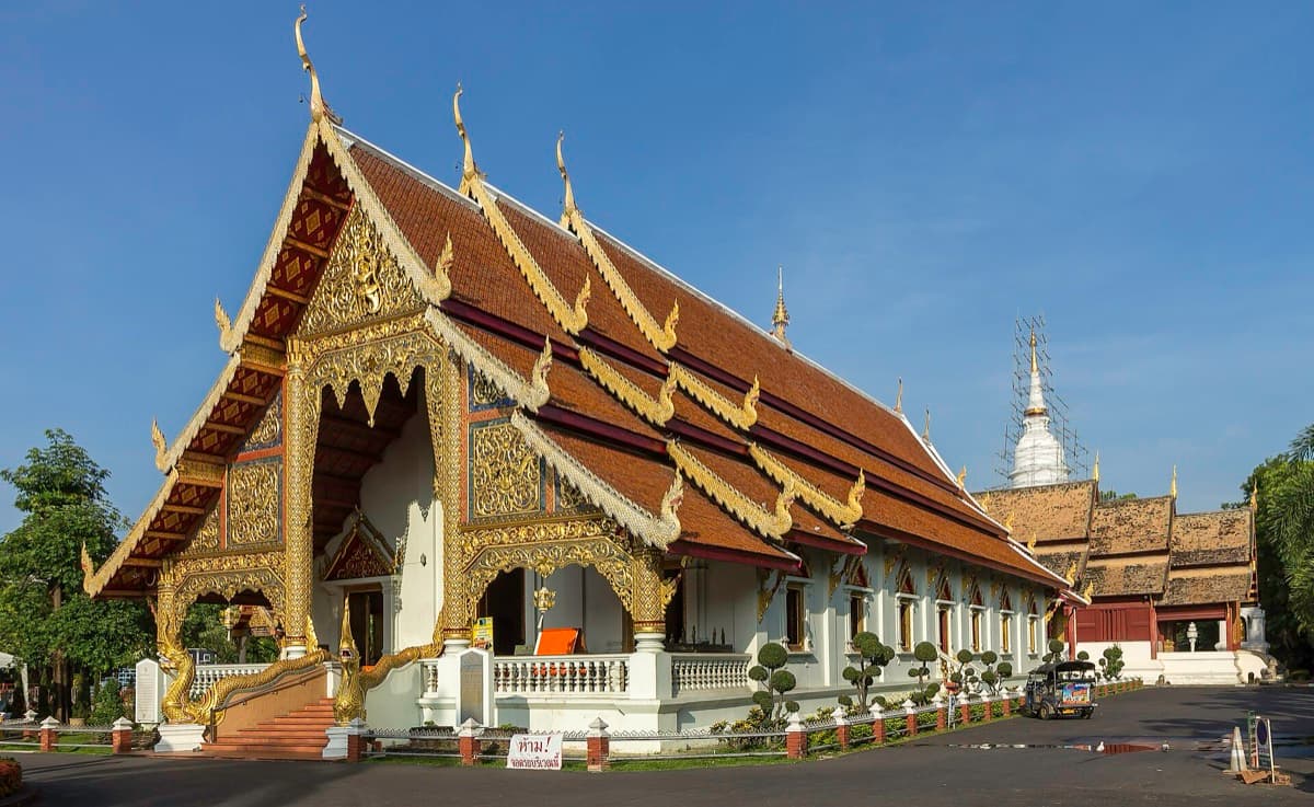 Wat Phra Singh: Reading the Finest Lanna Hall in Chiang Mai