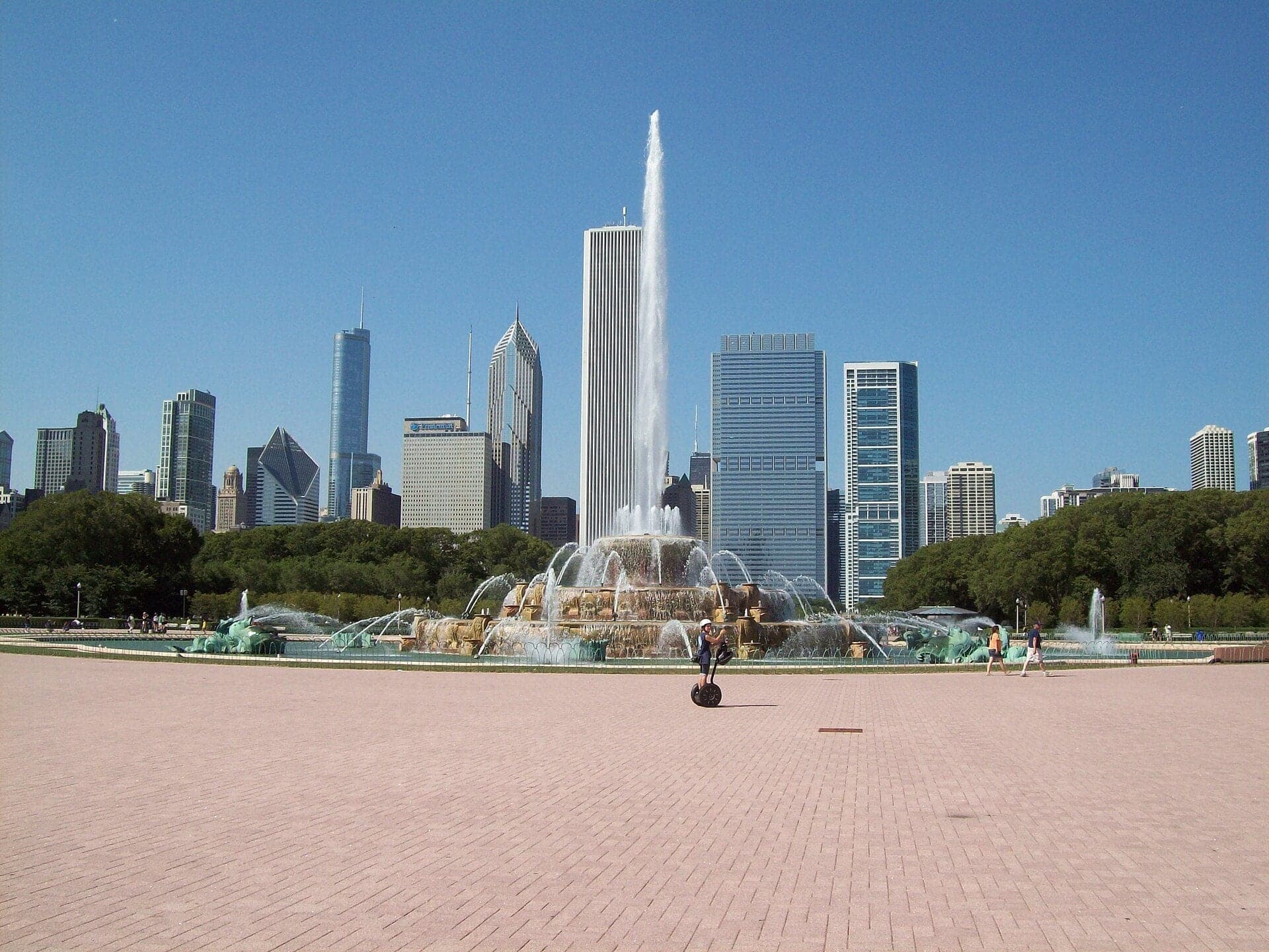 Buckingham Fountain: Where the Museum Was Meant to Stand