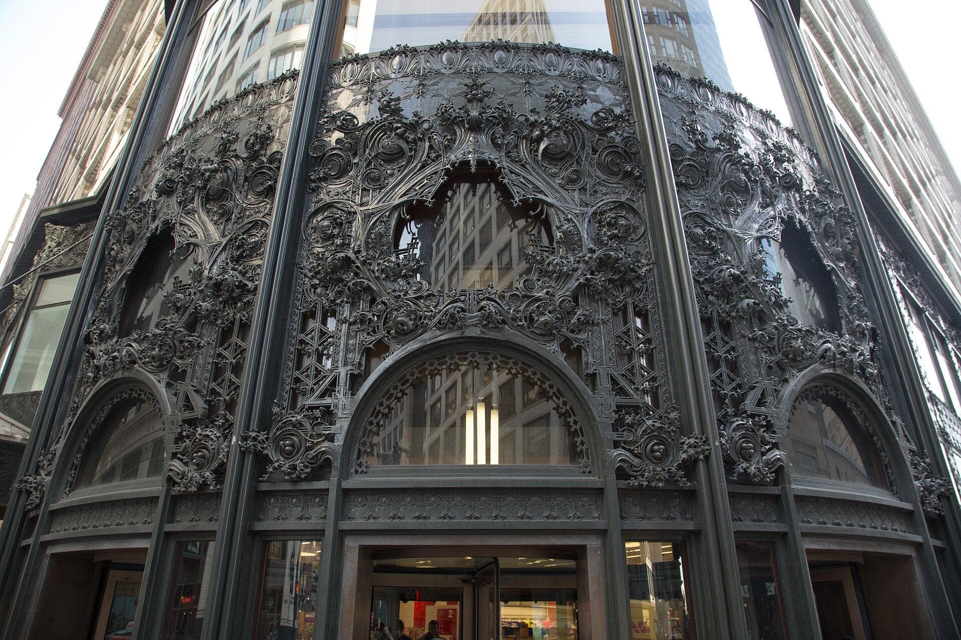 Sullivan Center: Ornament Where You Walk