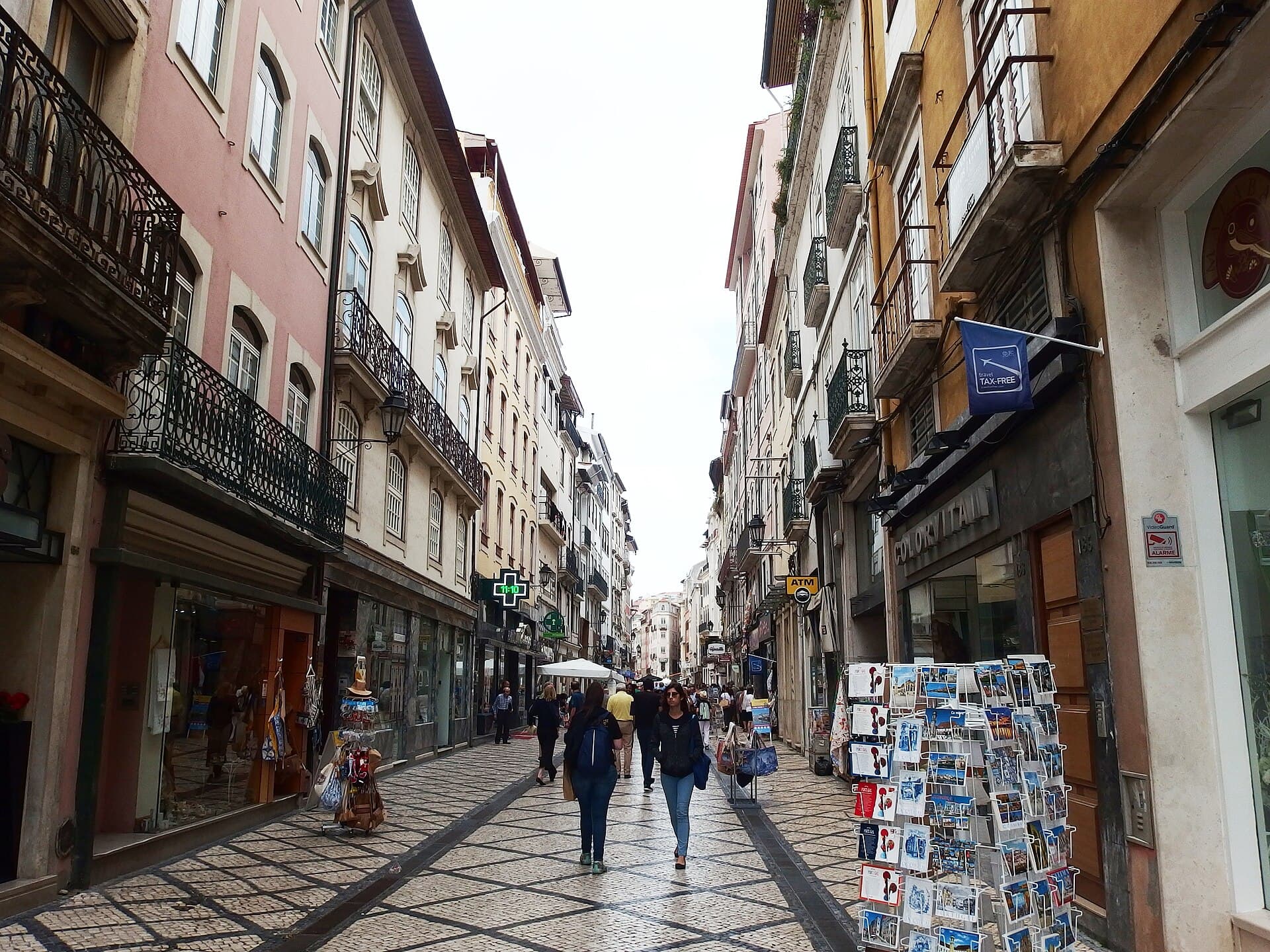 Fado de Coimbra: The Sound That Binds the Towns