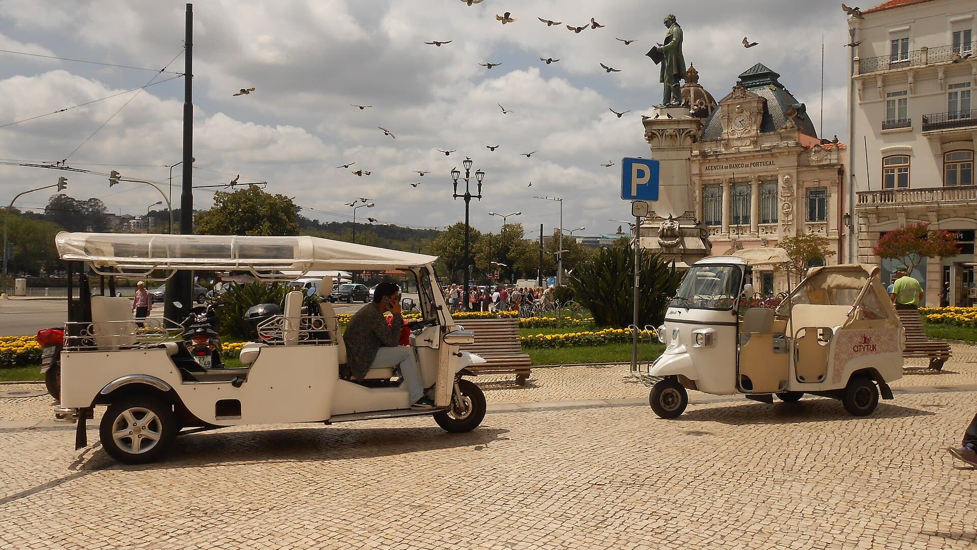 Rua Ferreira Borges and the Riverside