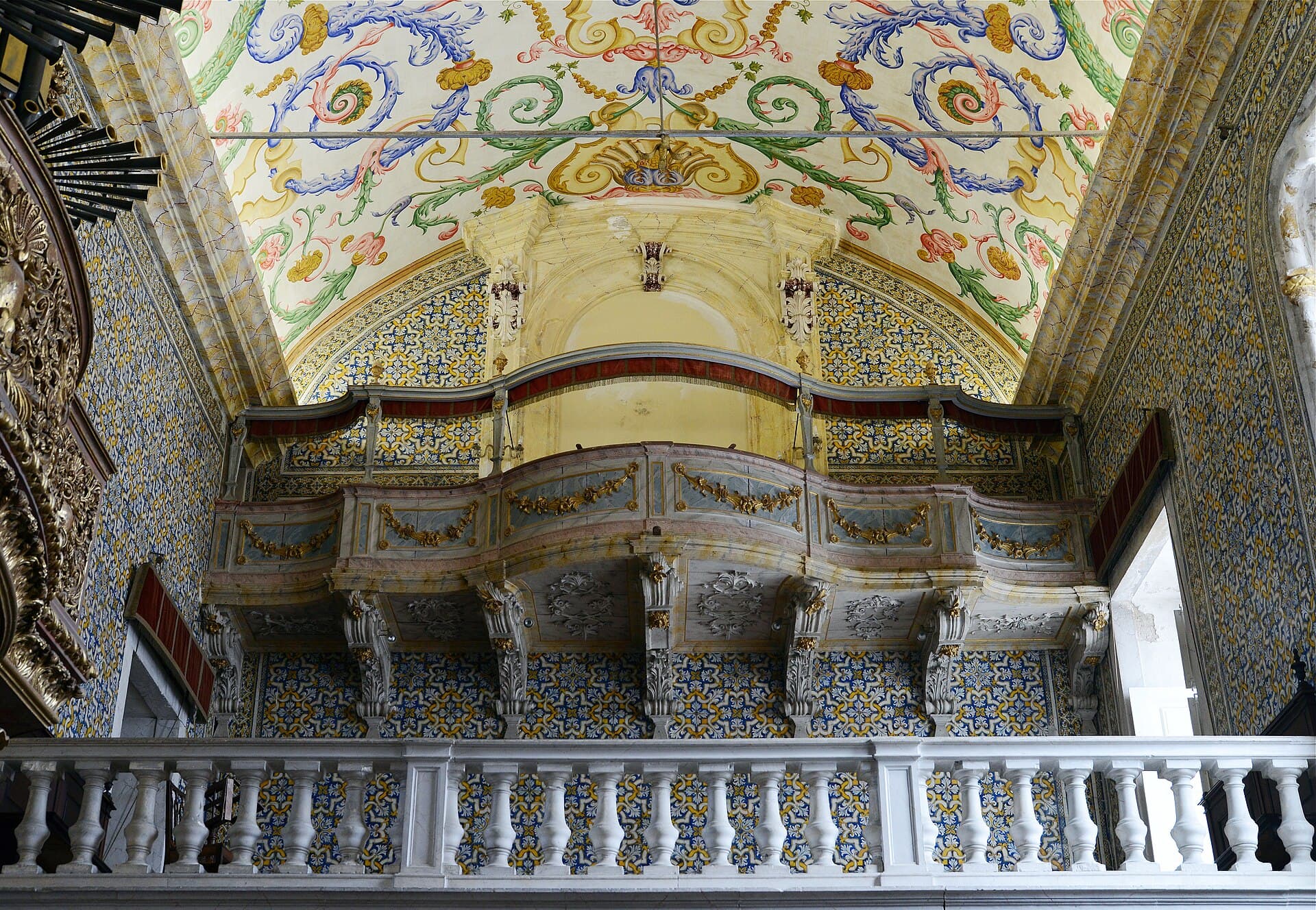 Capela de Sao Miguel: The University Chapel