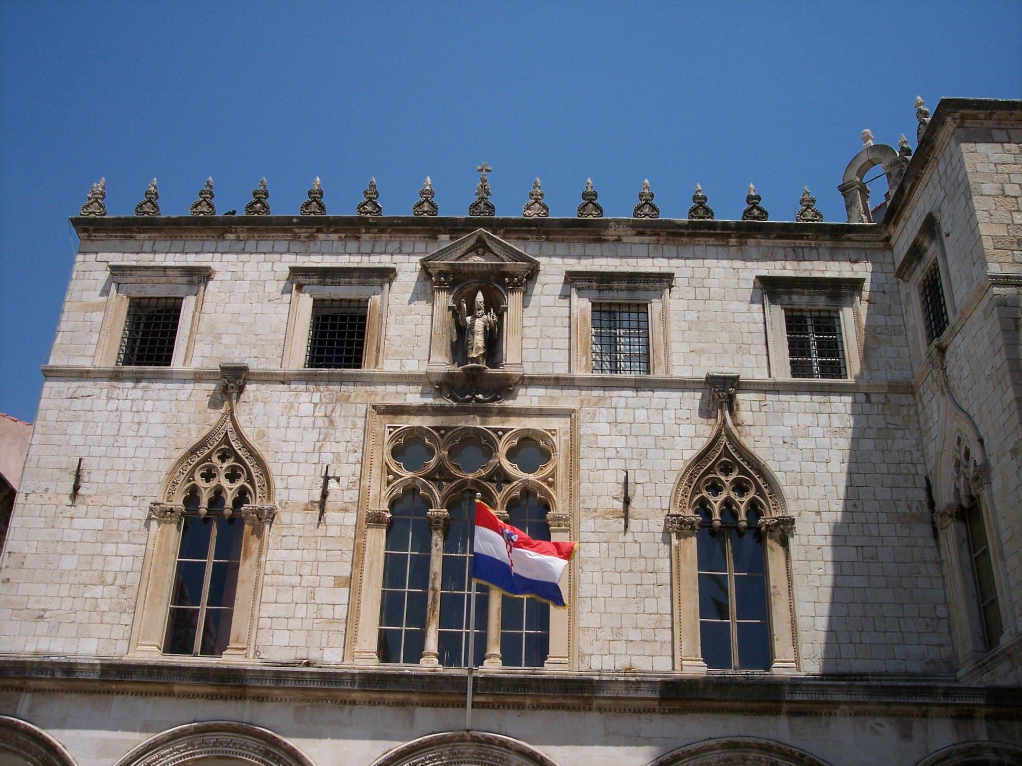 Luža Square: Orlando, Sponza and the Bell Tower
