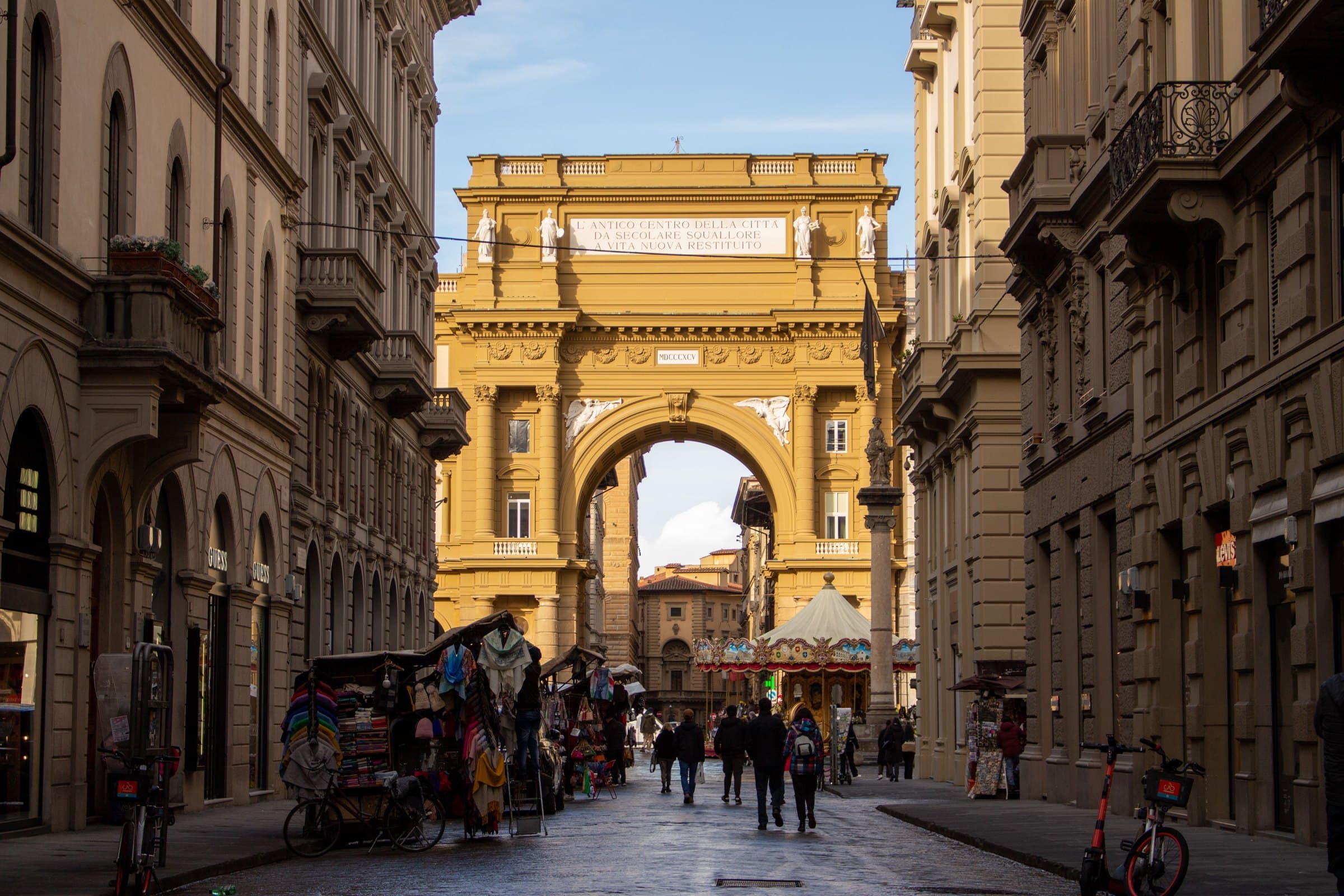 Piazza della Repubblica: The Old Market Cleared