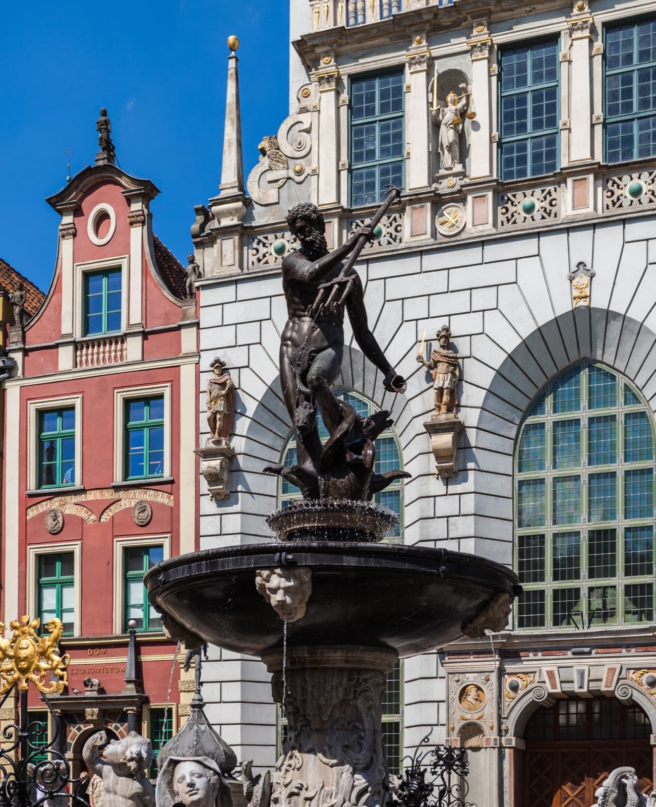 Neptune's Fountain and the Long Market: The Heart of Gdansk's Royal Way