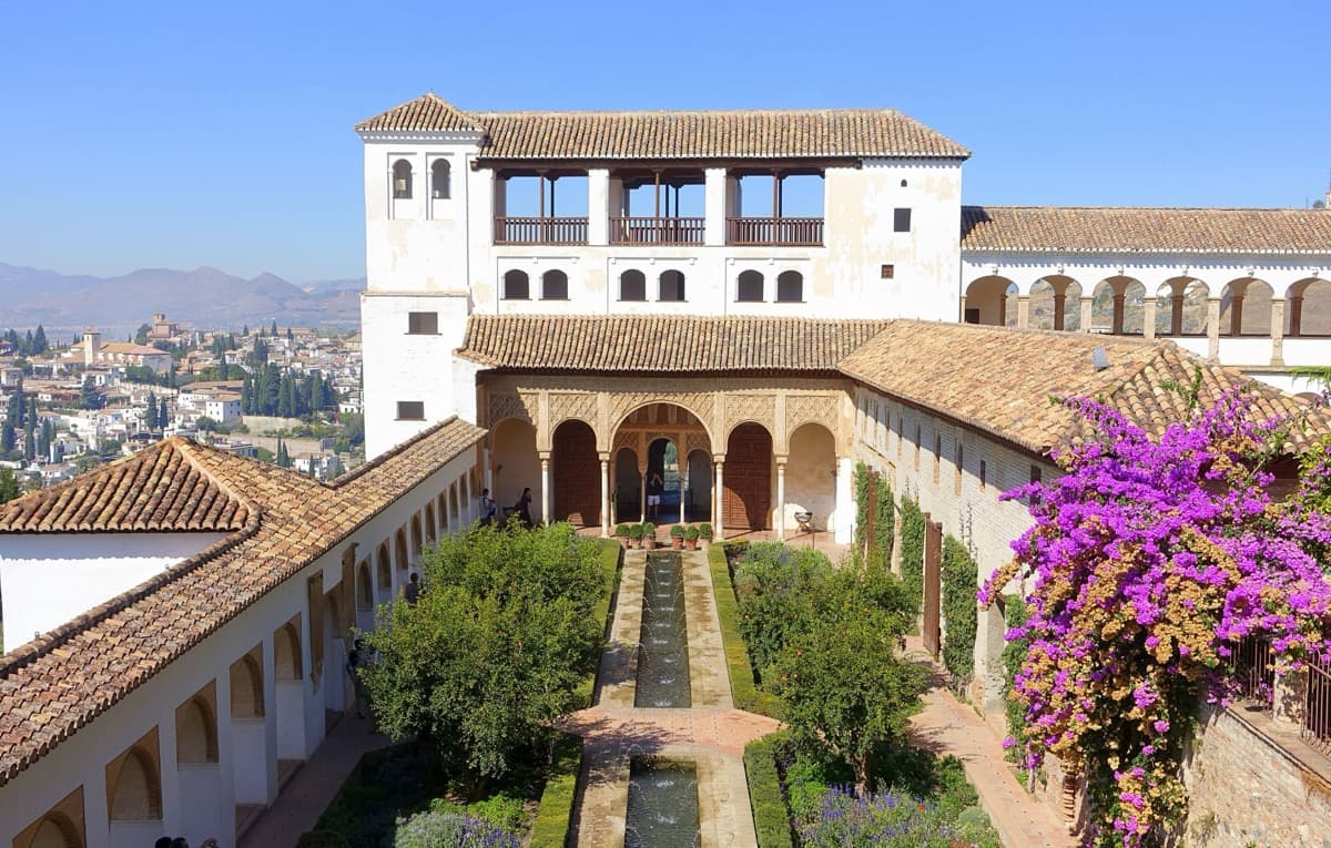 Generalife (Patio de la Acequia): The Literacy Applied Outward