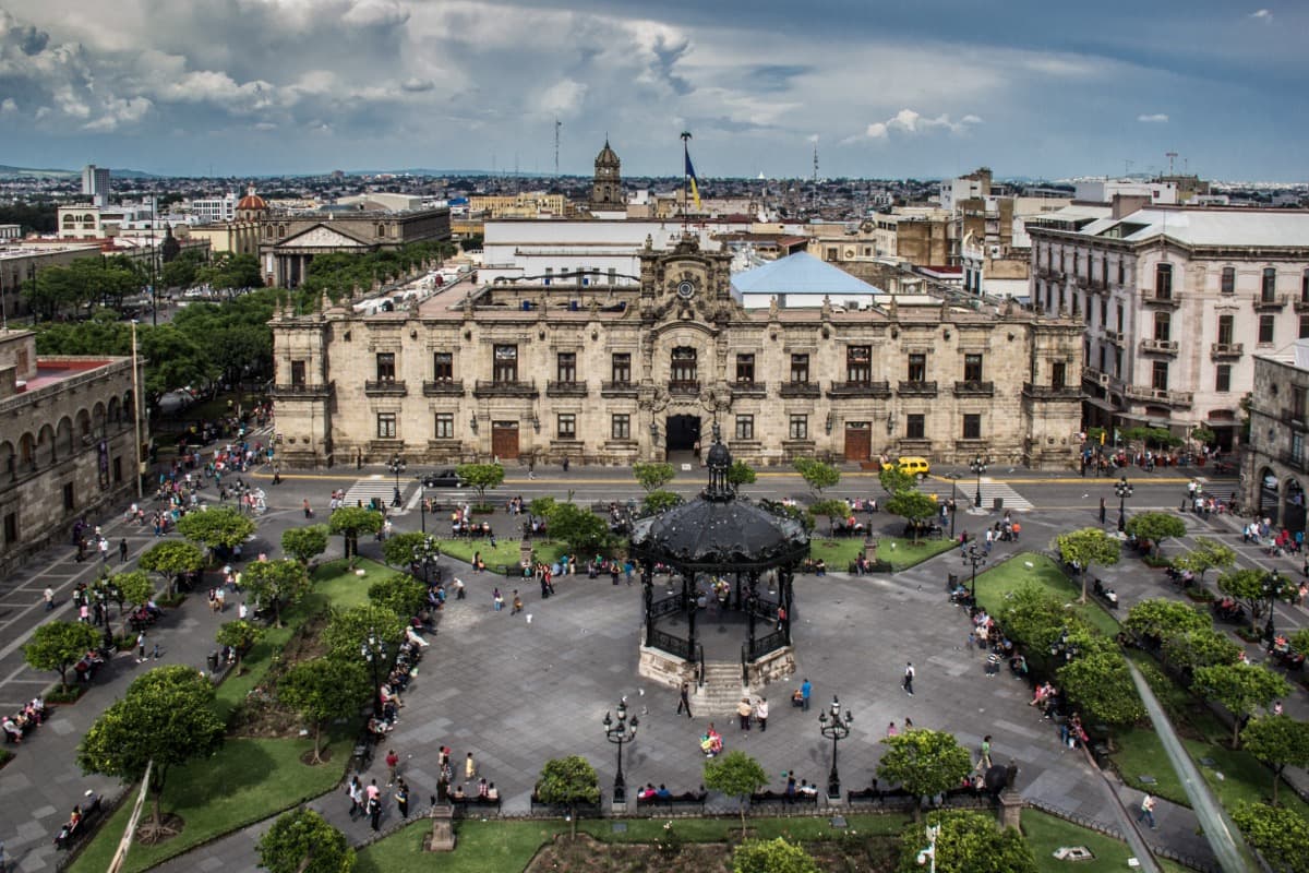 Plaza de Armas & Palacio de Gobierno