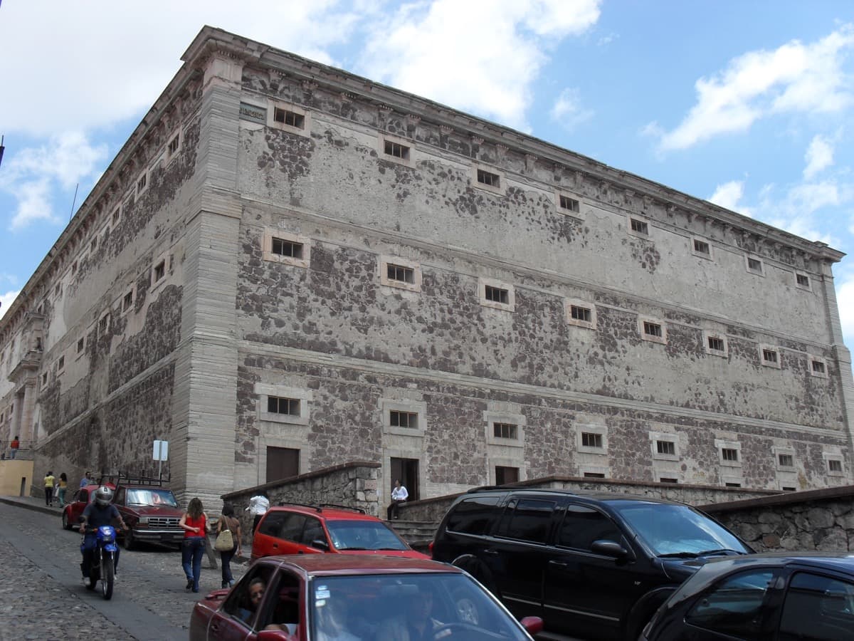 Alhóndiga de Granaditas (Exterior)