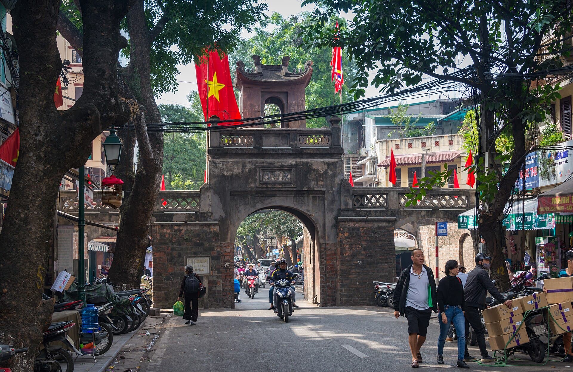 O Quan Chuong: The Last Gate of the Rampart
