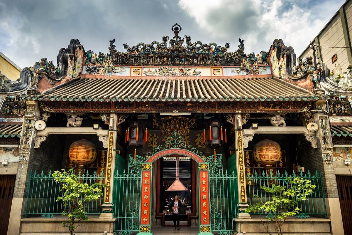 Thien Hau Temple: The Sea Goddess and the Hanging Coils