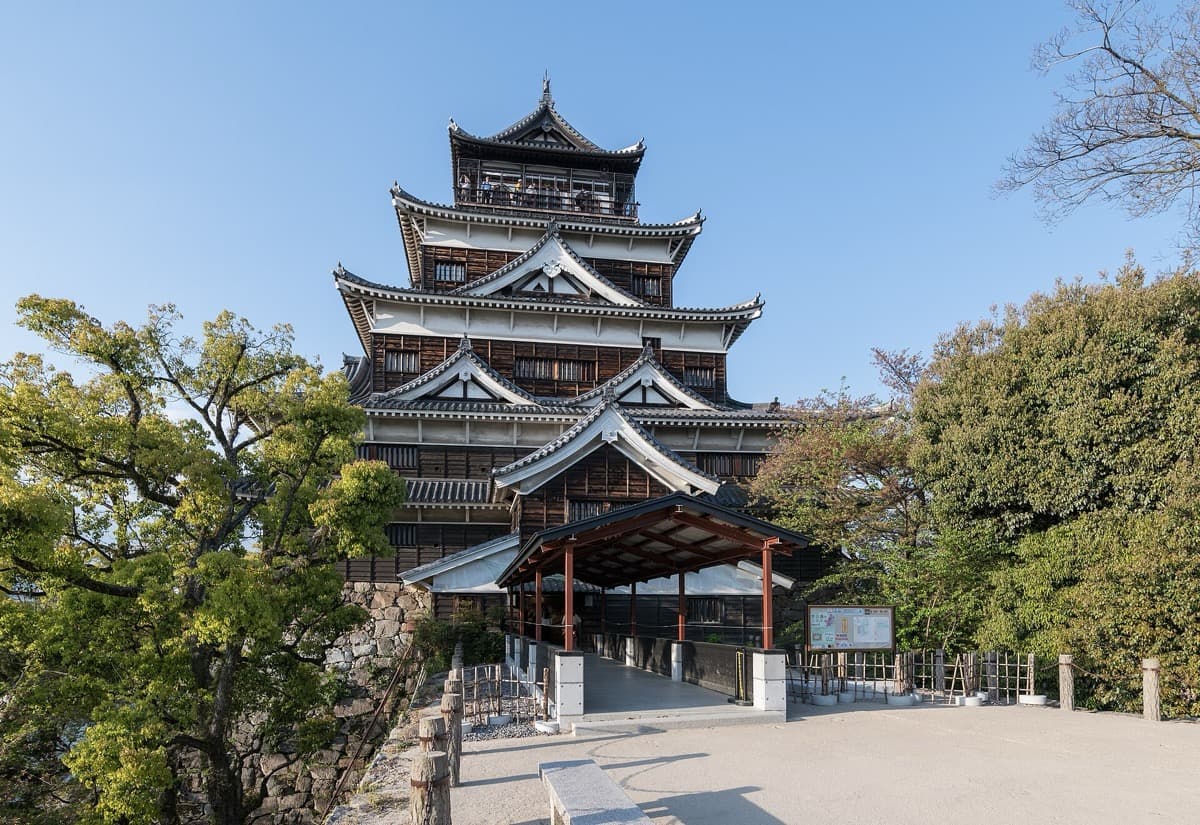 Hiroshima Castle: The Rebuilt Keep