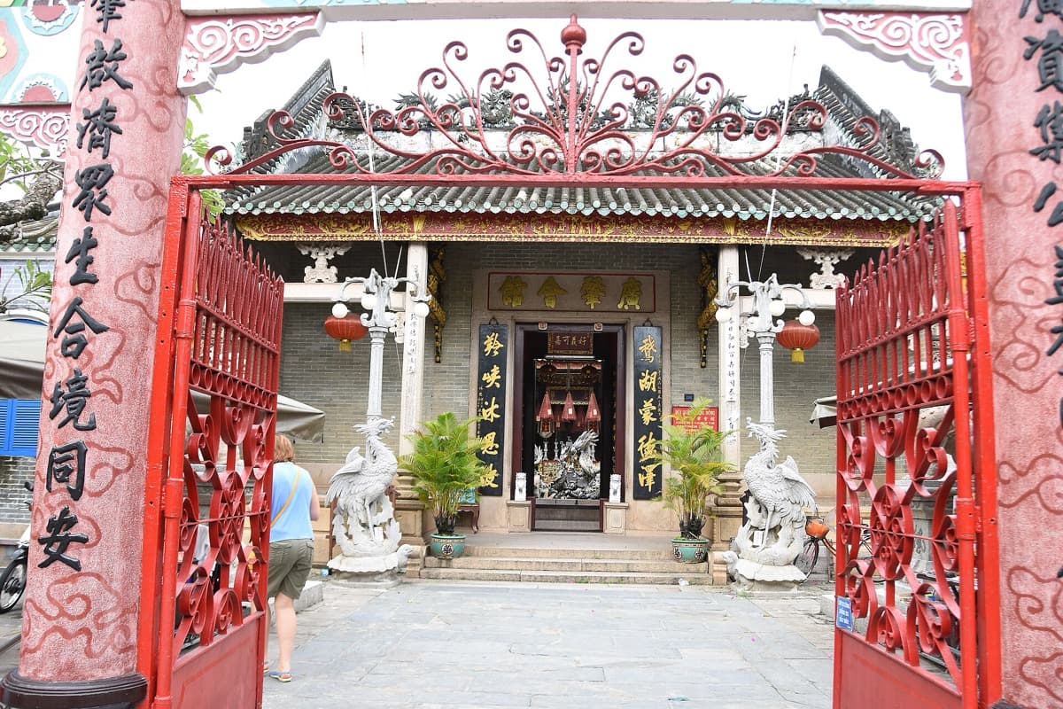 Cantonese Assembly Hall (Quang Trieu): The Hometown Embassy