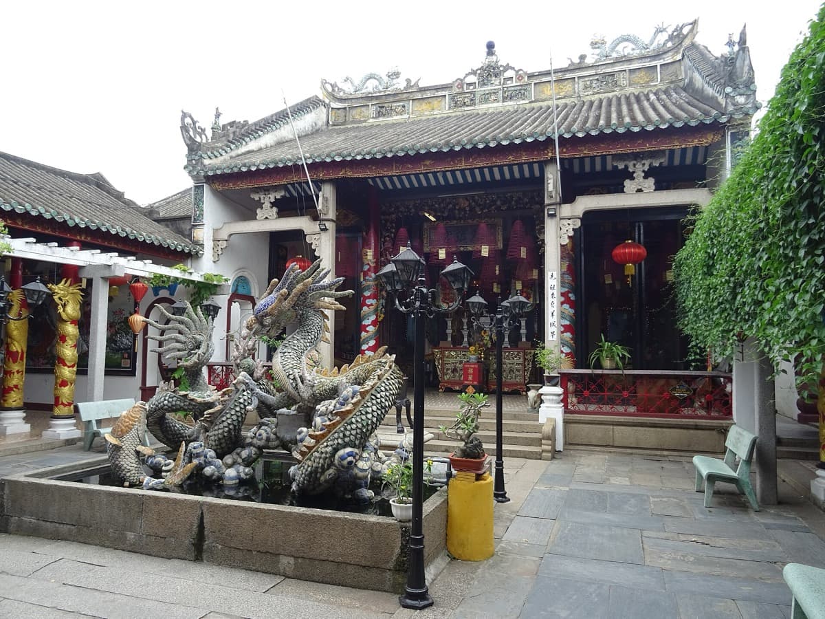 Chaozhou Assembly Hall (Trieu Chau): Homesickness Carved in Wood