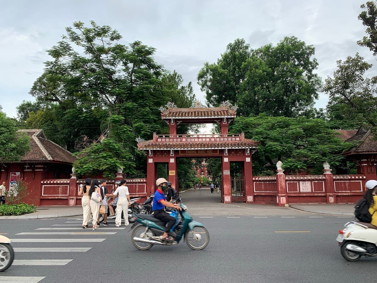 Quoc Hoc National Academy: The Paradox's Heart