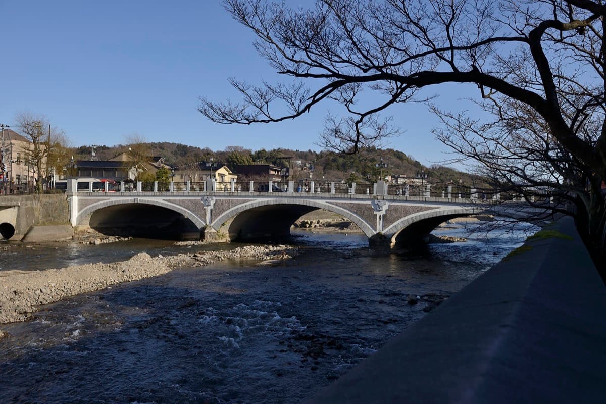 Asano River and the Umenohashi: The Quiet Seam