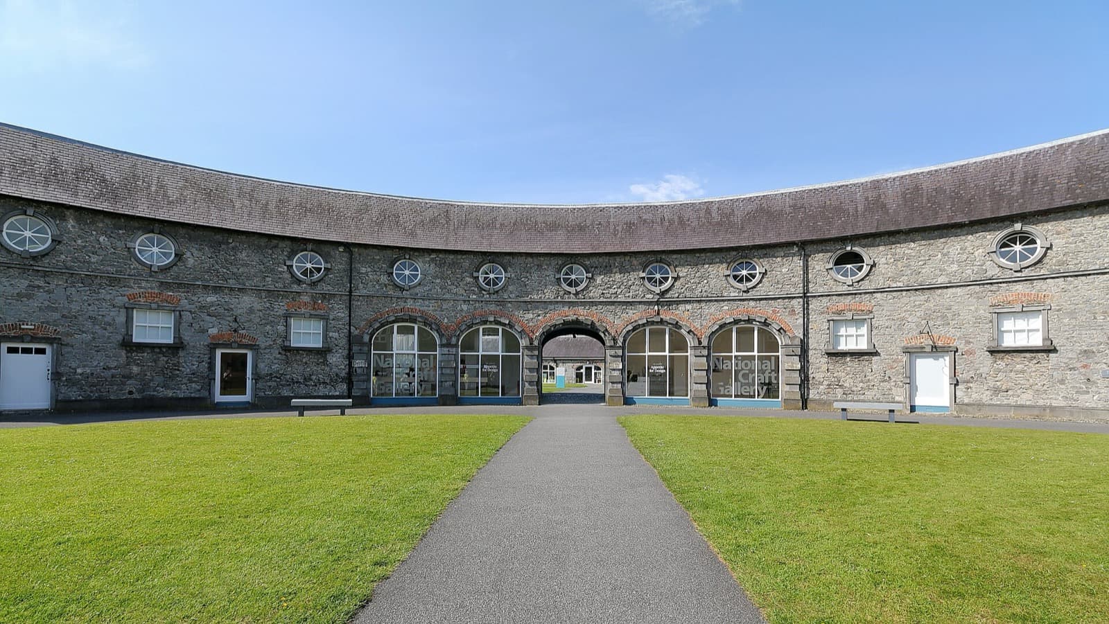 Kilkenny Travel Guide: Days, Transport, Best Time, Safety, and Budget