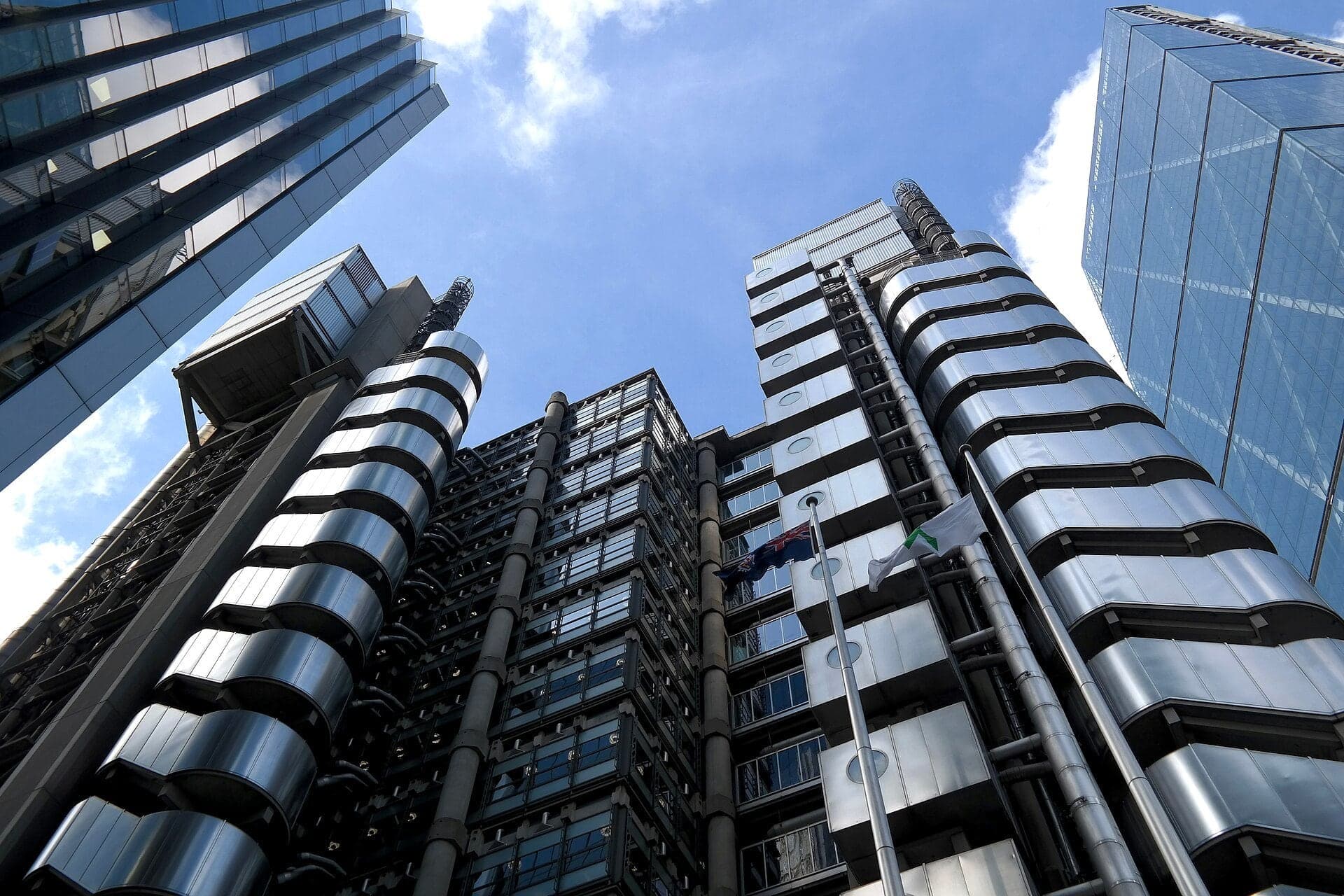 Lloyd's of London: Steel Chosen by the Fire Rules