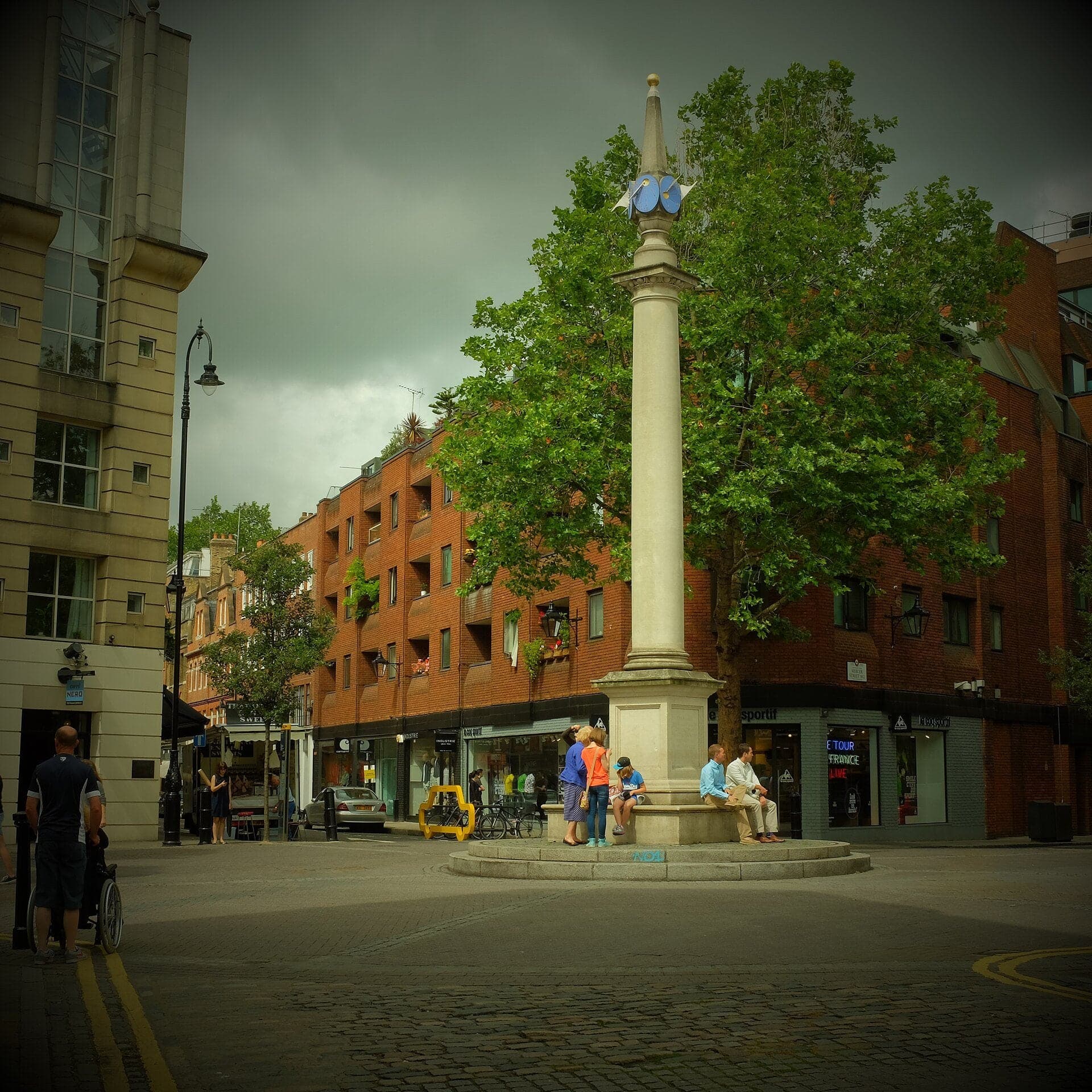 Seven Dials: Six Faces, Seven Streets