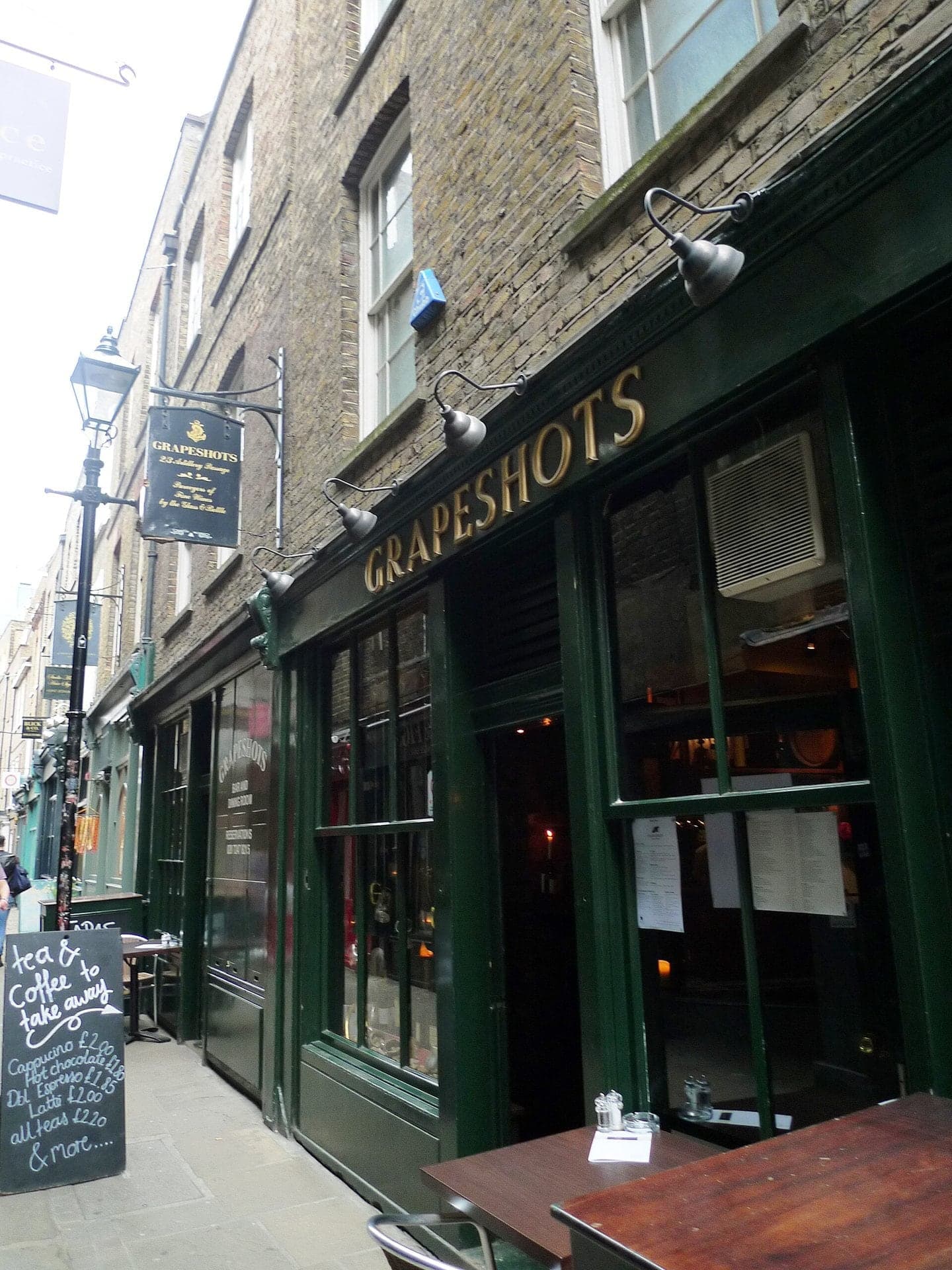 Artillery Passage: A Lane of Silk Merchants