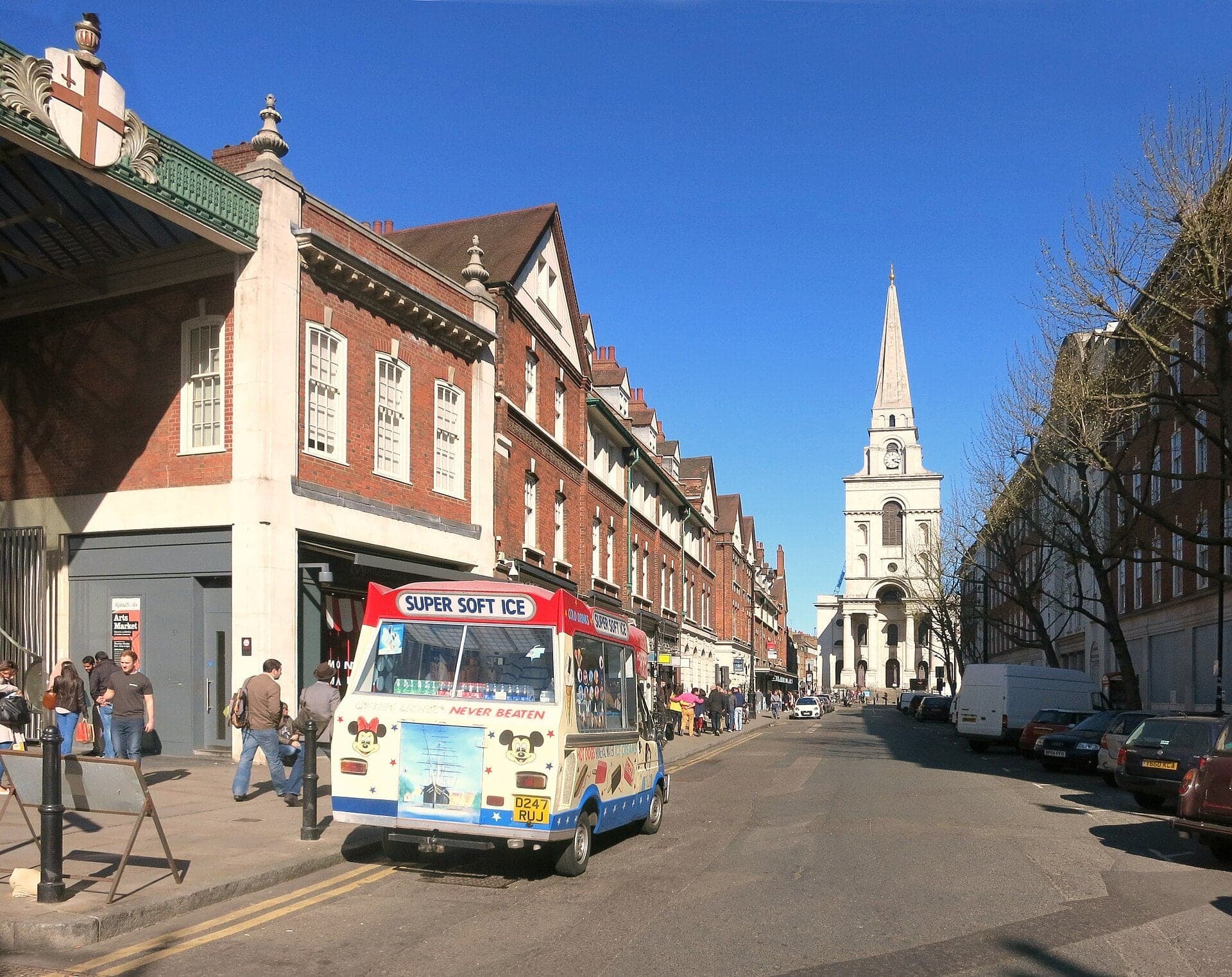 Brushfield Street: The Hospital's Fields