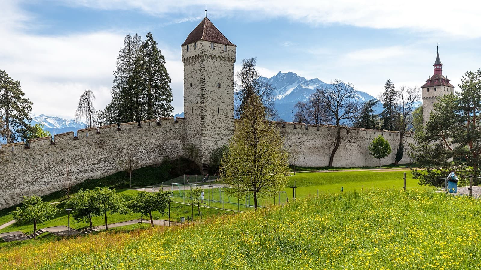 The Musegg Wall: Why Lucerne Kept Its Ring of Nine Towers