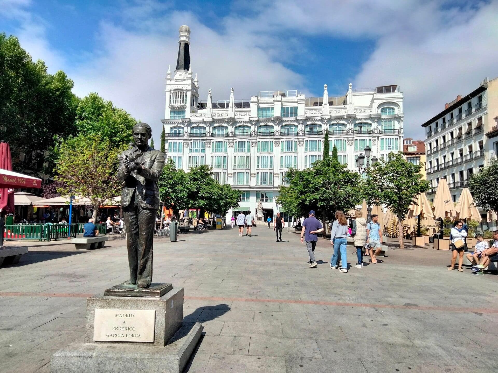 Plaza de Santa Ana: The Playhouse Site